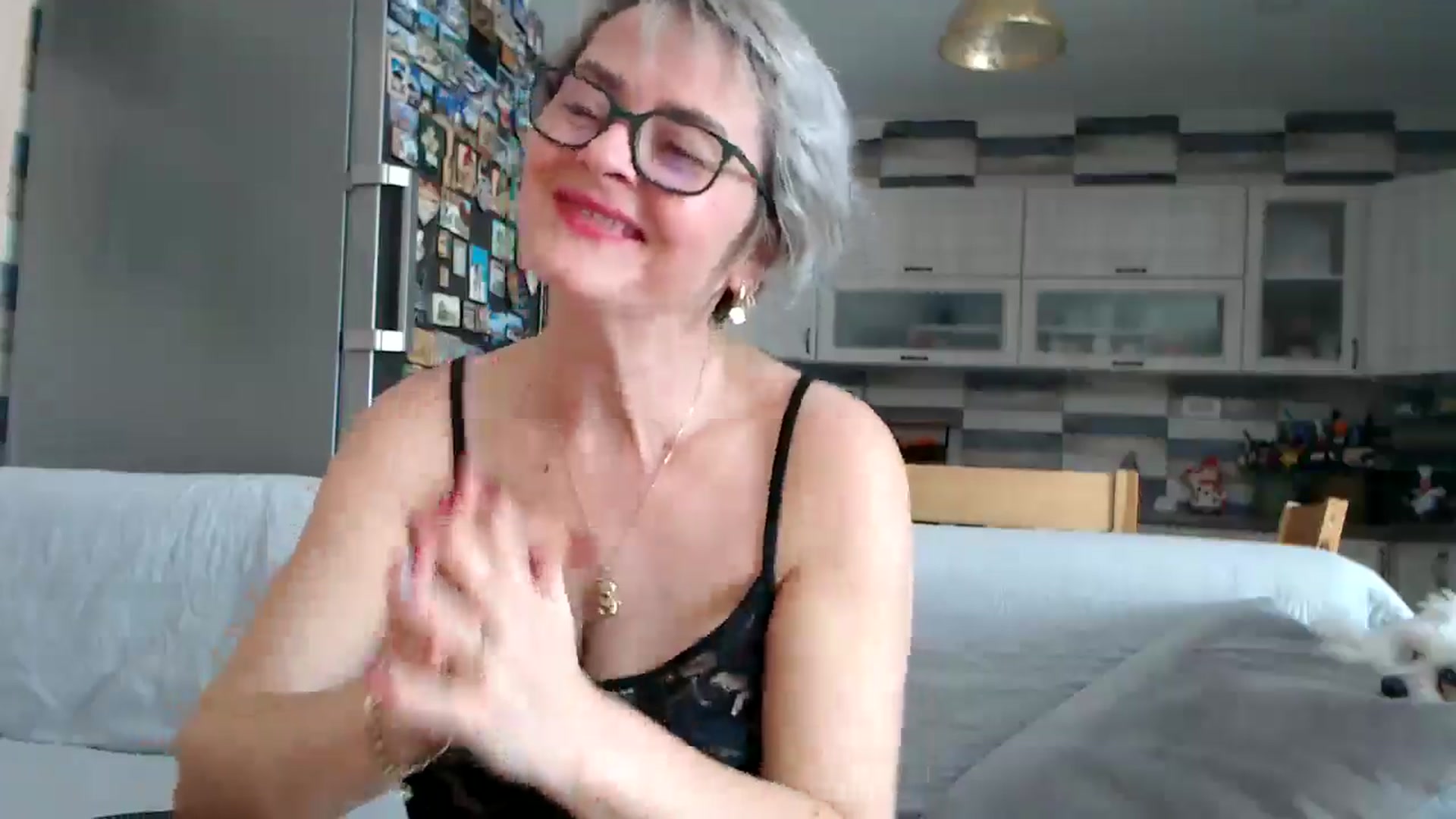 Gallery image thumbnail from silverjewel's myfreecams stream on, 01/14/2026, 10:45 image 15 of 20