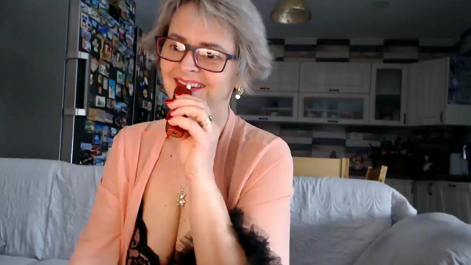 Gallery image thumbnail from silverjewel's myfreecams stream on, 01/15/2026, 12:12 image 4 of 20