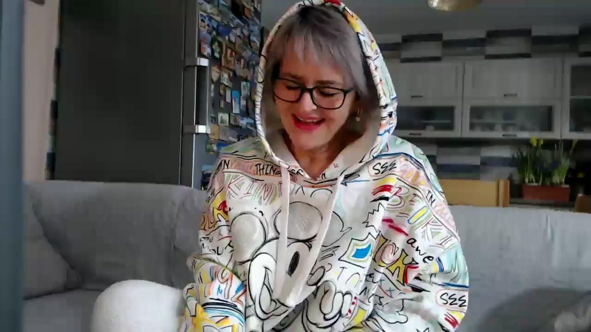Gallery image thumbnail from silverjewel's myfreecams stream on, 01/25/2026, 10:51 image 7 of 20