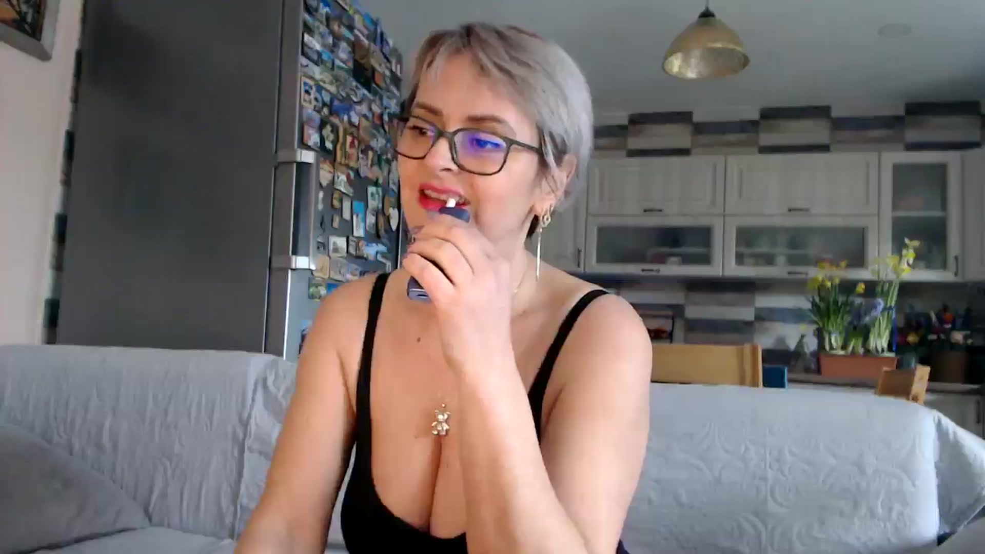 Gallery image thumbnail from silverjewel's myfreecams stream on, 01/29/2026, 11:44 image 17 of 20