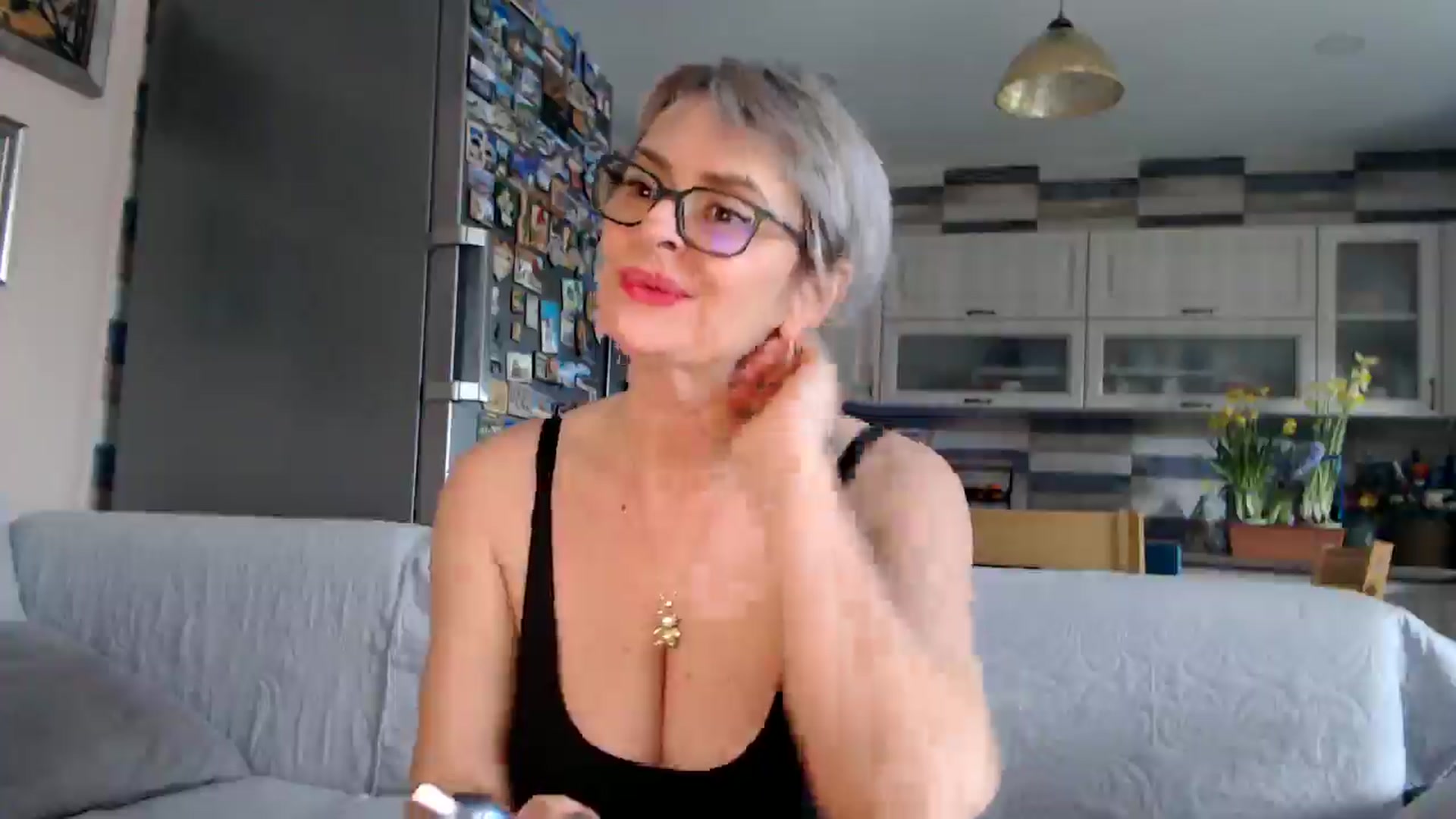 Gallery image thumbnail from silverjewel's myfreecams stream on, 01/29/2026, 11:44 image 19 of 20