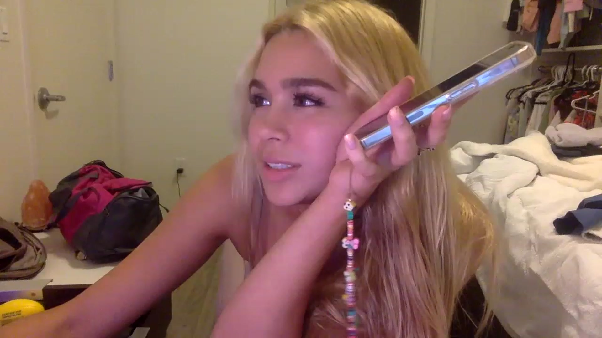 Gallery image thumbnail from sincerelypeny's myfreecams stream on, 11/28/2022, 03:18 image 2 of 20