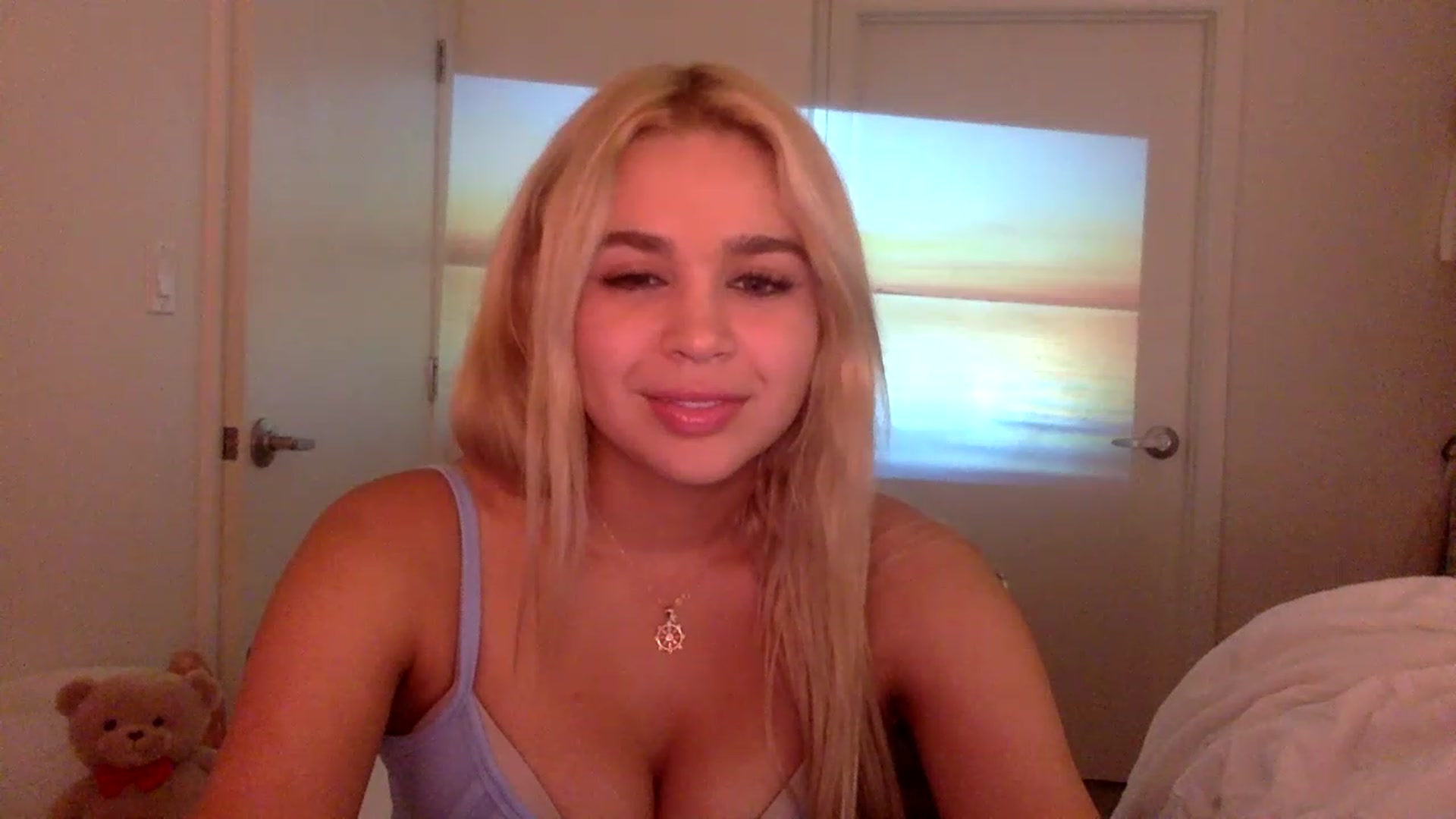Gallery image thumbnail from sincerelypeny's myfreecams stream on, 12/21/2022, 03:27 image 9 of 20