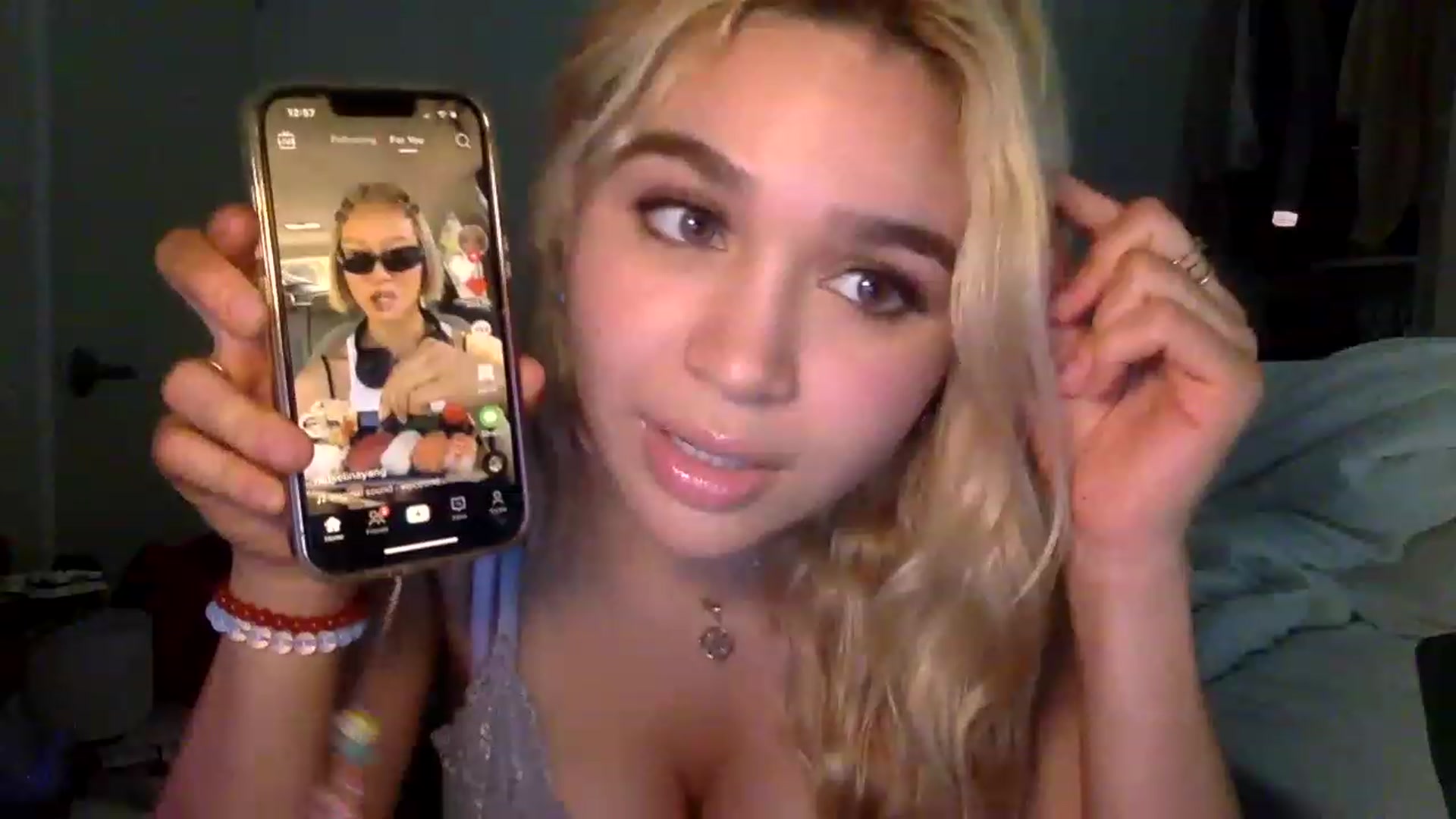 Gallery image thumbnail from sincerelypeny's myfreecams stream on, 01/27/2023, 06:47 image 8 of 20