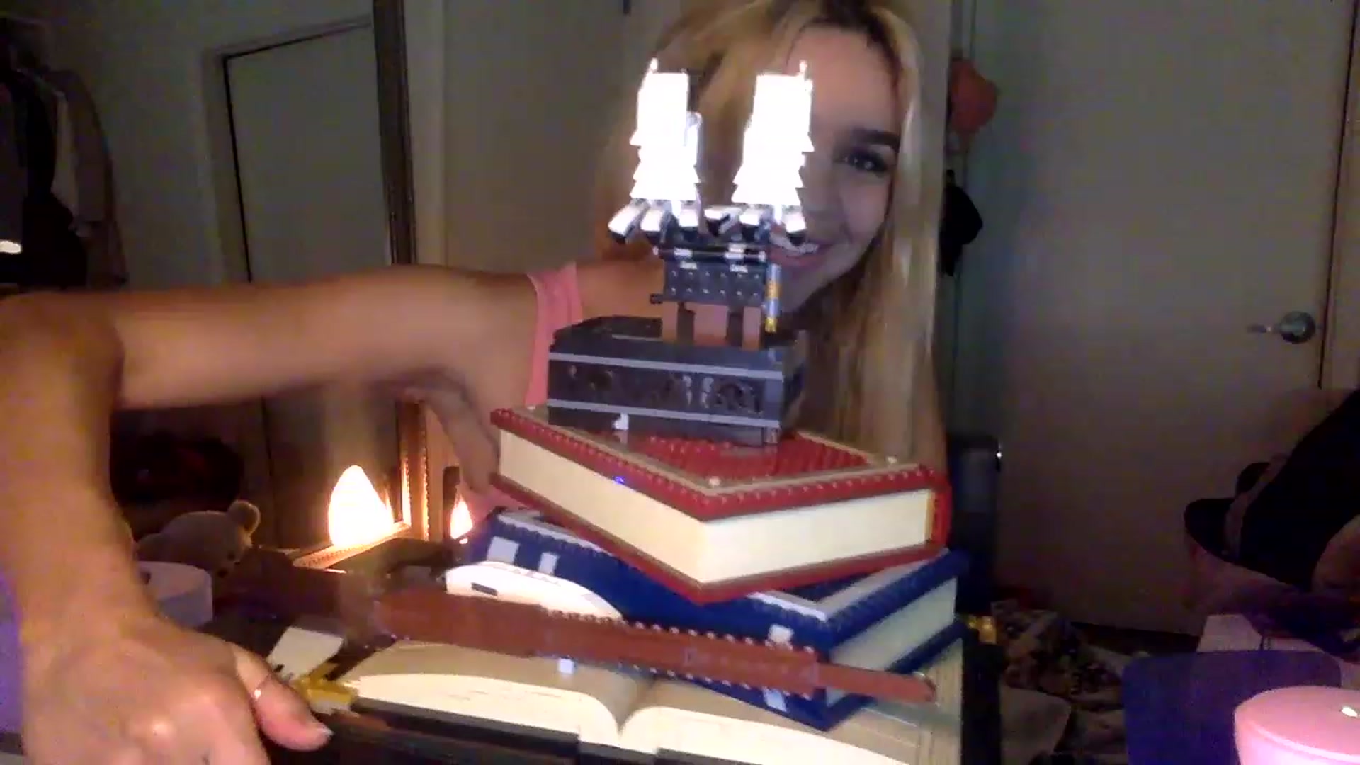 Gallery image thumbnail from sincerelypeny's myfreecams stream on, 01/28/2023, 08:32 image 11 of 20