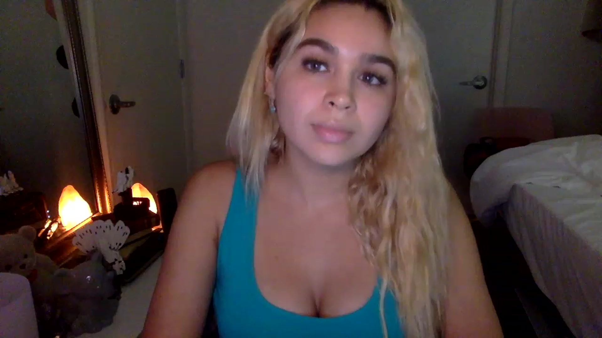 Gallery image thumbnail from sincerelypeny's myfreecams stream on, 01/29/2023, 07:47 image 16 of 20