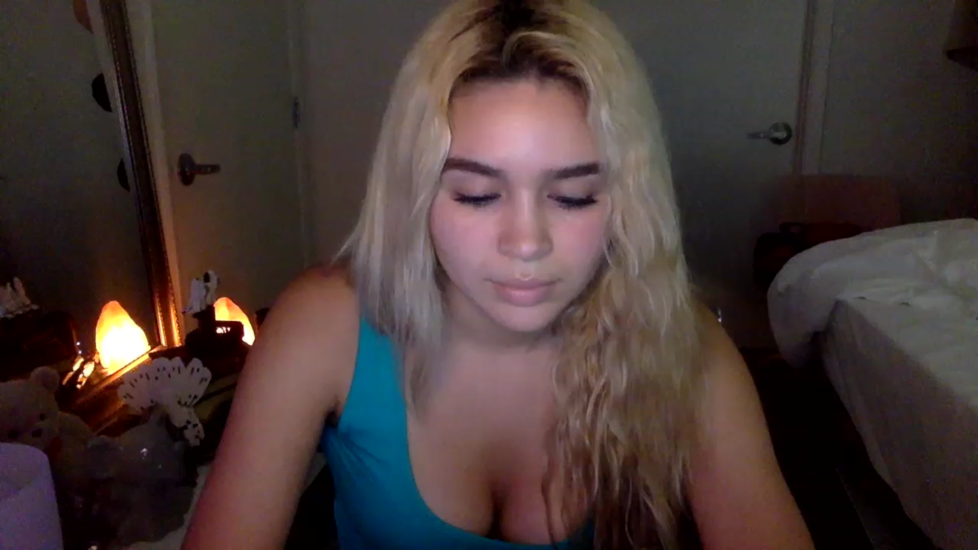 Gallery image thumbnail from sincerelypeny's myfreecams stream on, 01/29/2023, 08:47 image 3 of 20