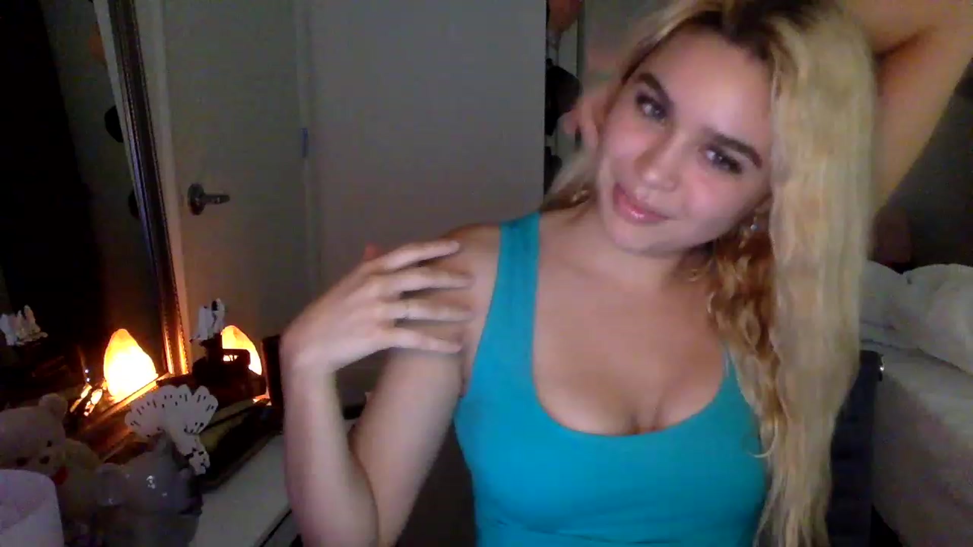 Gallery image thumbnail from sincerelypeny's myfreecams stream on, 01/29/2023, 09:59 image 1 of 20