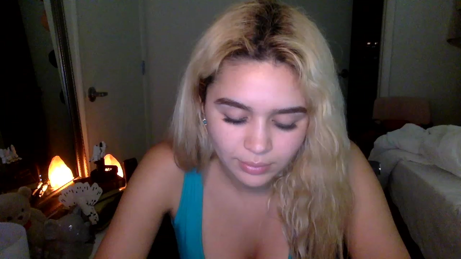 Gallery image thumbnail from sincerelypeny's myfreecams stream on, 01/29/2023, 09:59 image 17 of 20