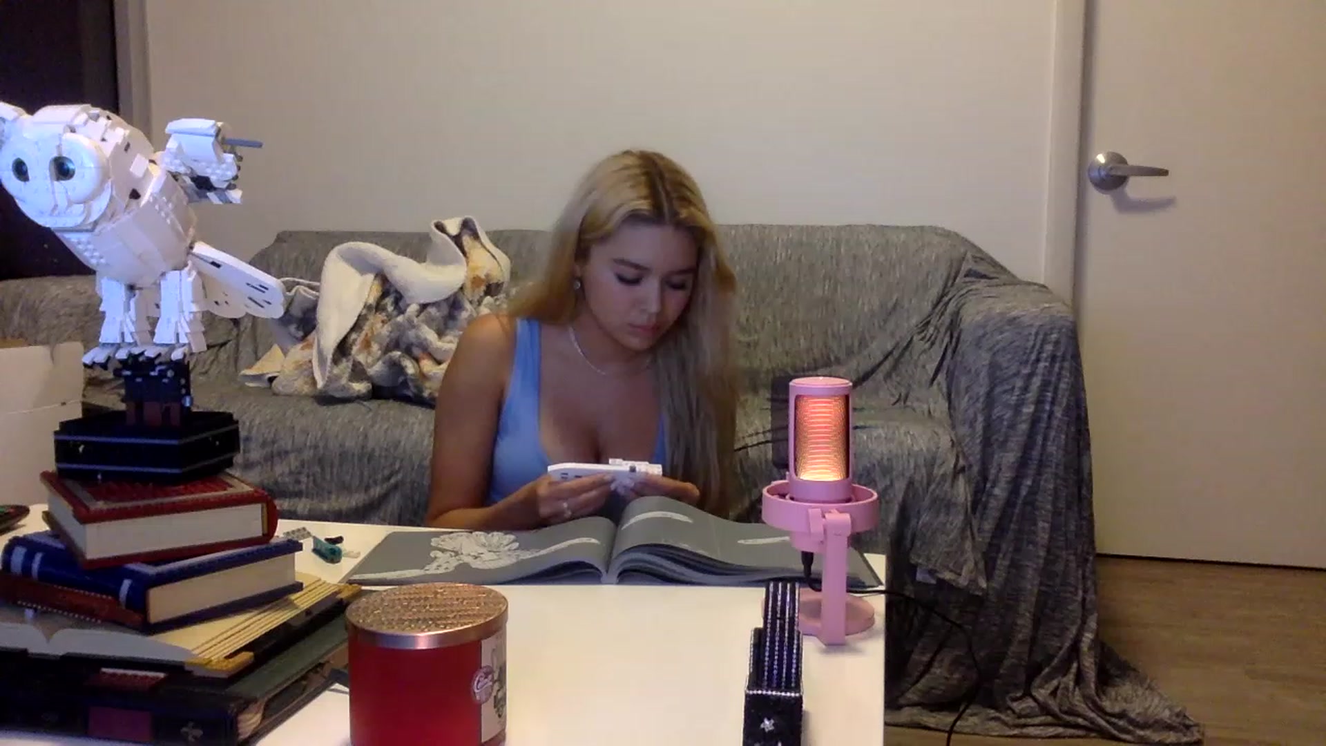 Gallery image thumbnail from sincerelypeny's myfreecams stream on, 02/05/2023, 07:43 image 16 of 20