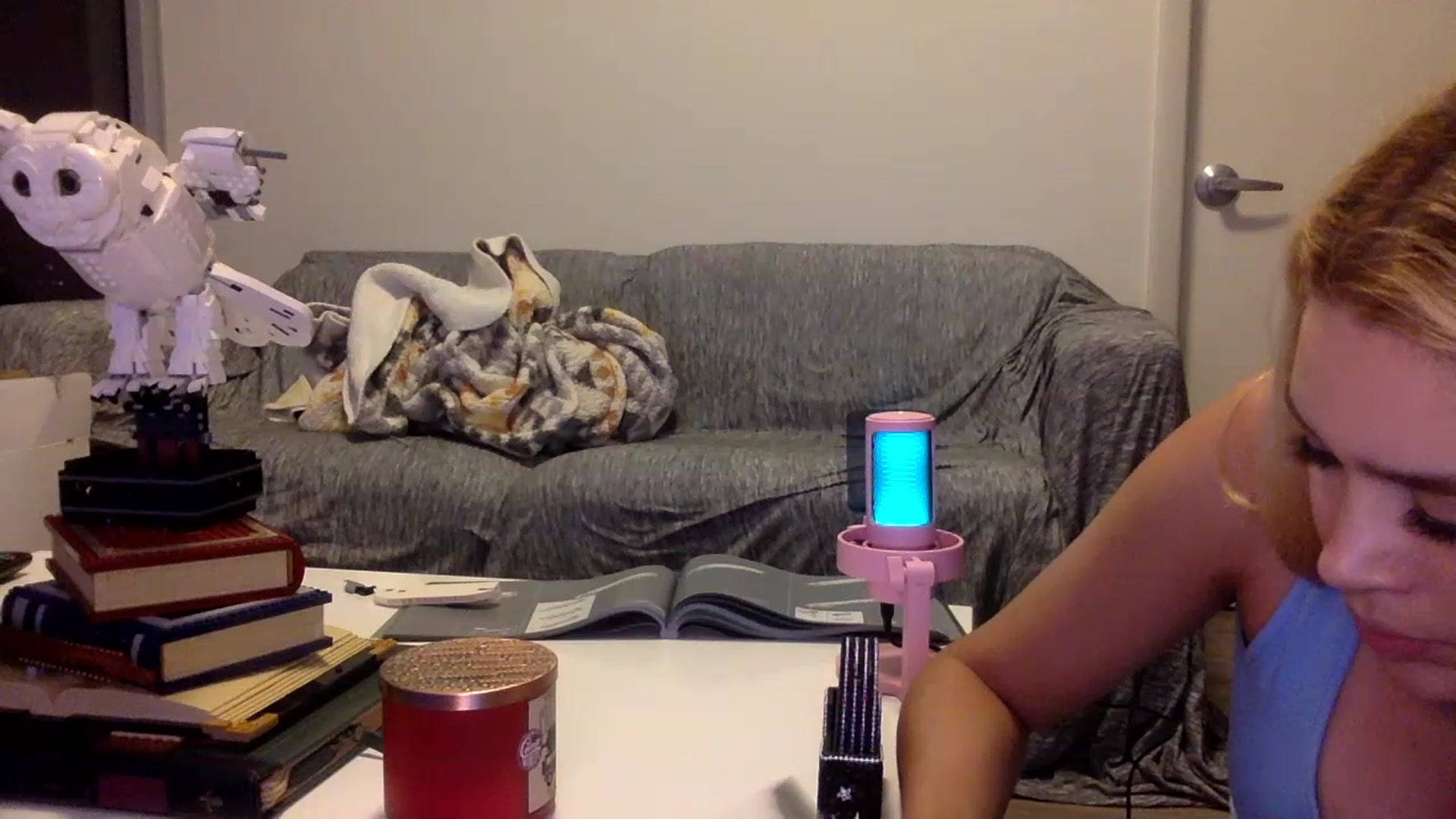 Gallery image thumbnail from sincerelypeny's myfreecams stream on, 02/05/2023, 07:43 image 15 of 20