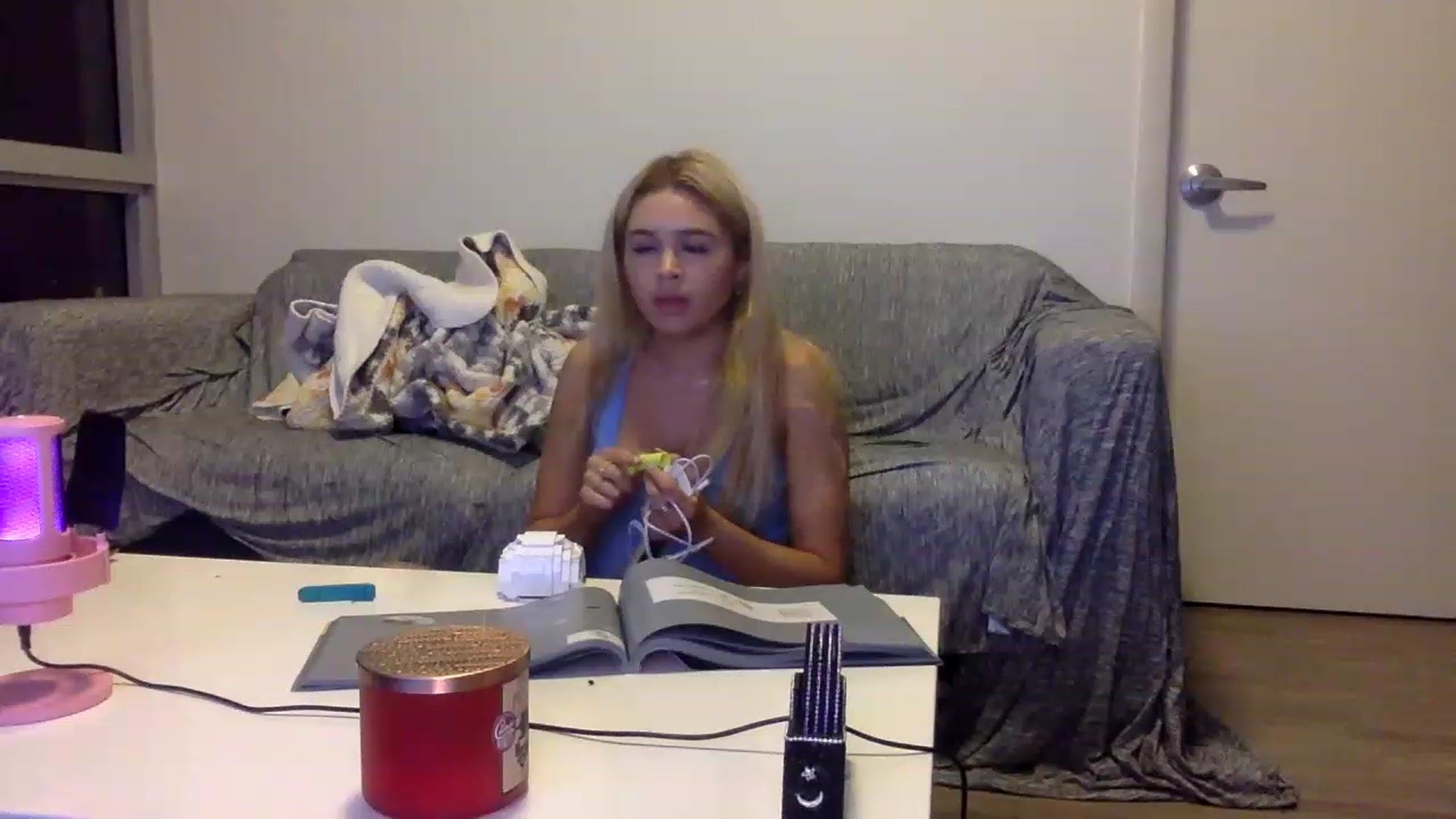 Gallery image thumbnail from sincerelypeny's myfreecams stream on, 02/05/2023, 07:43 image 3 of 20