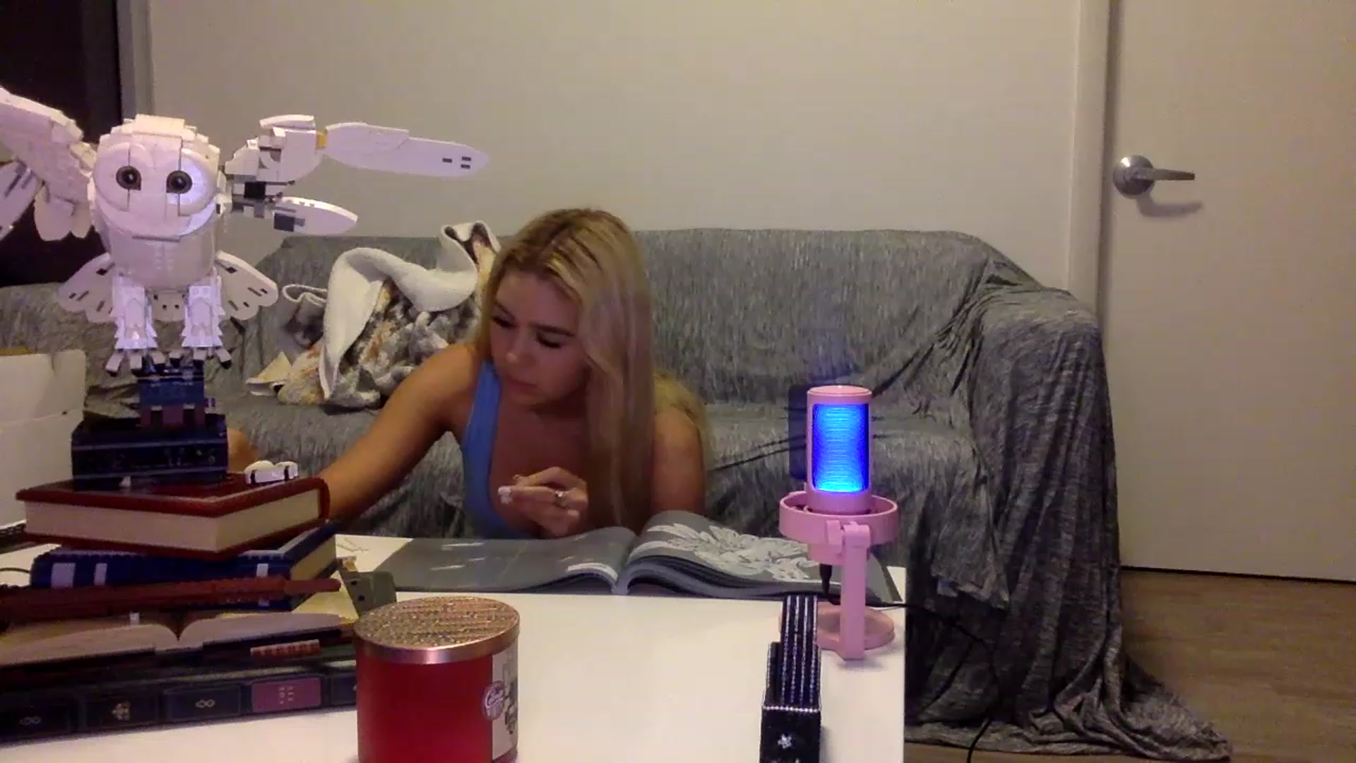 Gallery image thumbnail from sincerelypeny's myfreecams stream on, 02/05/2023, 07:43 image 19 of 20