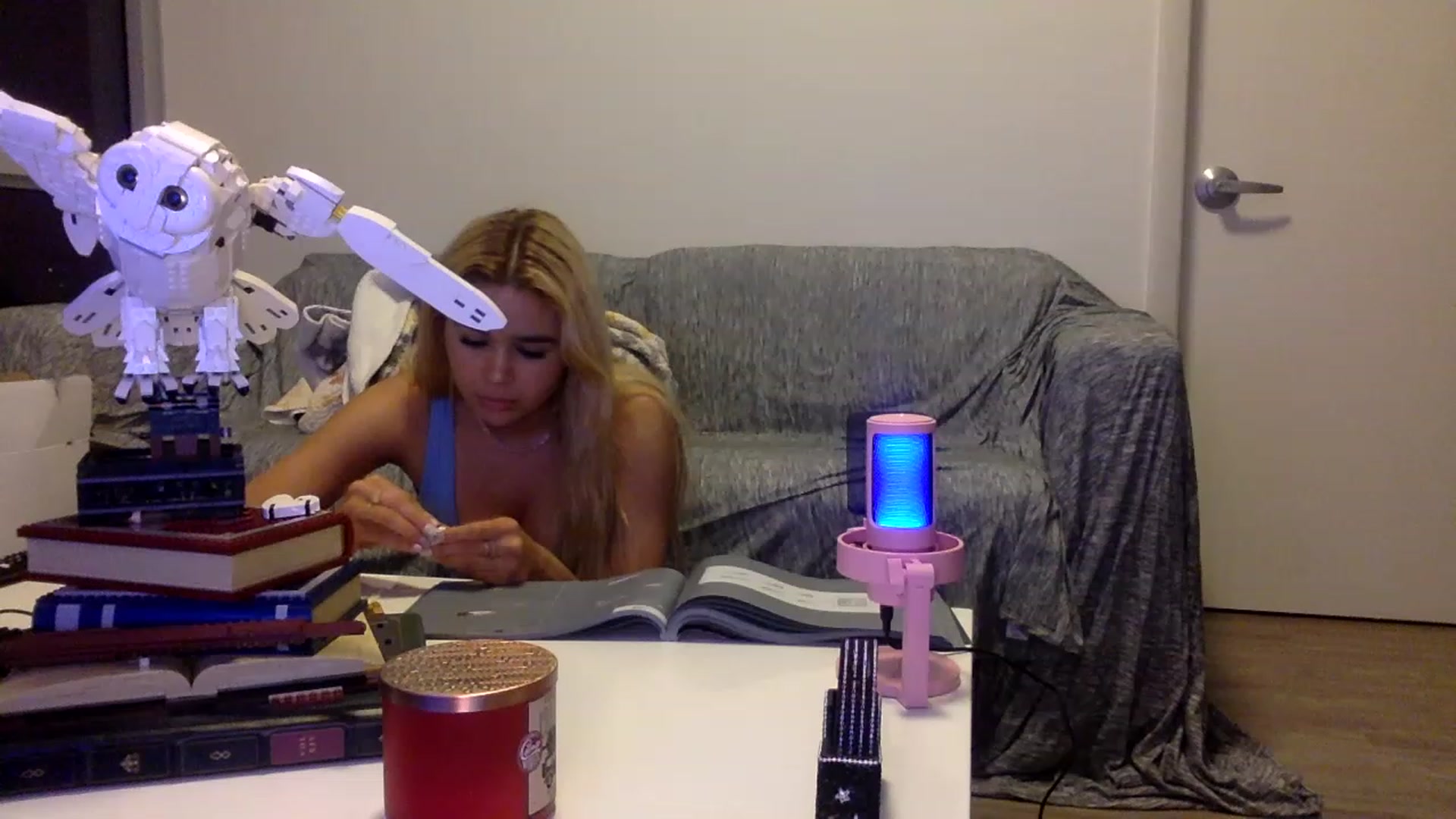 Gallery image thumbnail from sincerelypeny's myfreecams stream on, 02/05/2023, 07:43 image 17 of 20