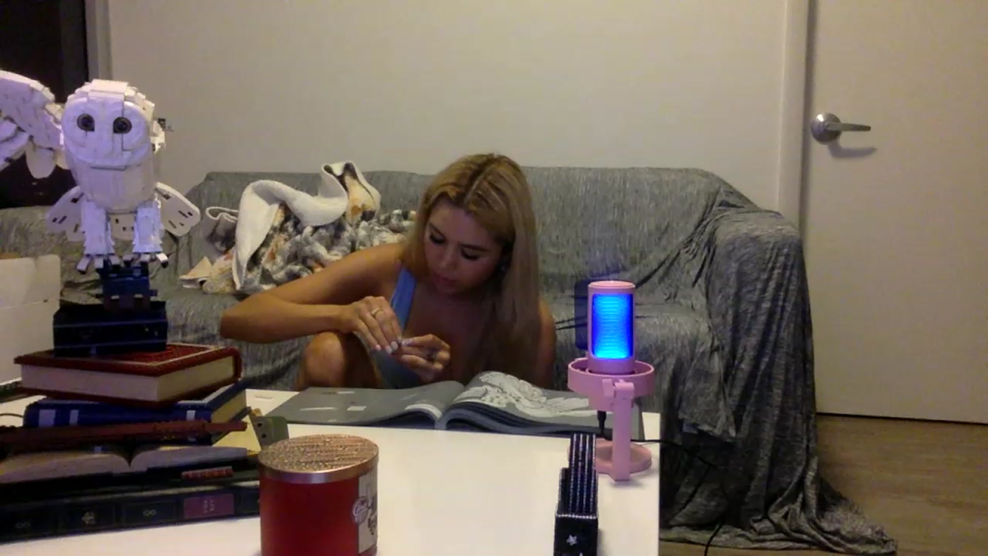 Gallery image thumbnail from sincerelypeny's myfreecams stream on, 02/05/2023, 08:03 image 12 of 20