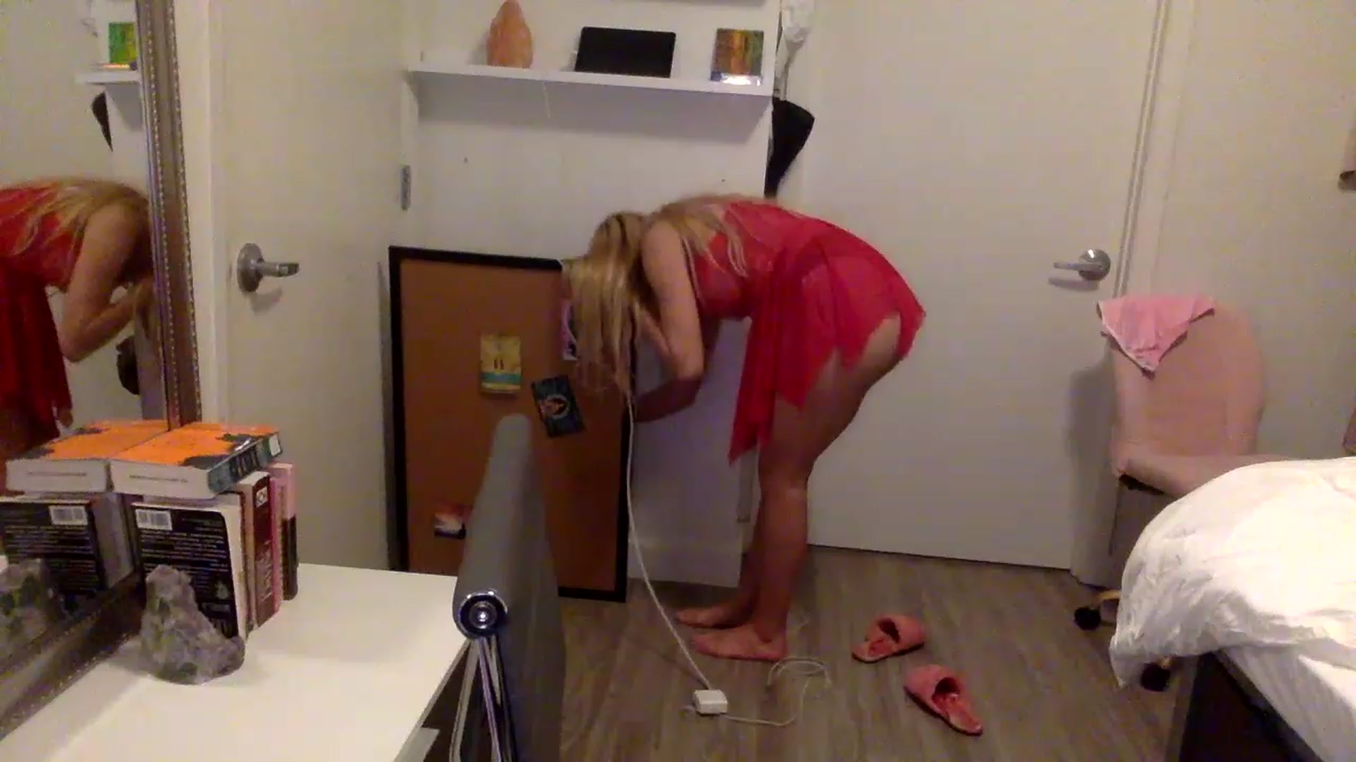 Gallery image thumbnail from sincerelypeny's myfreecams stream on, 02/06/2023, 05:22 image 4 of 20