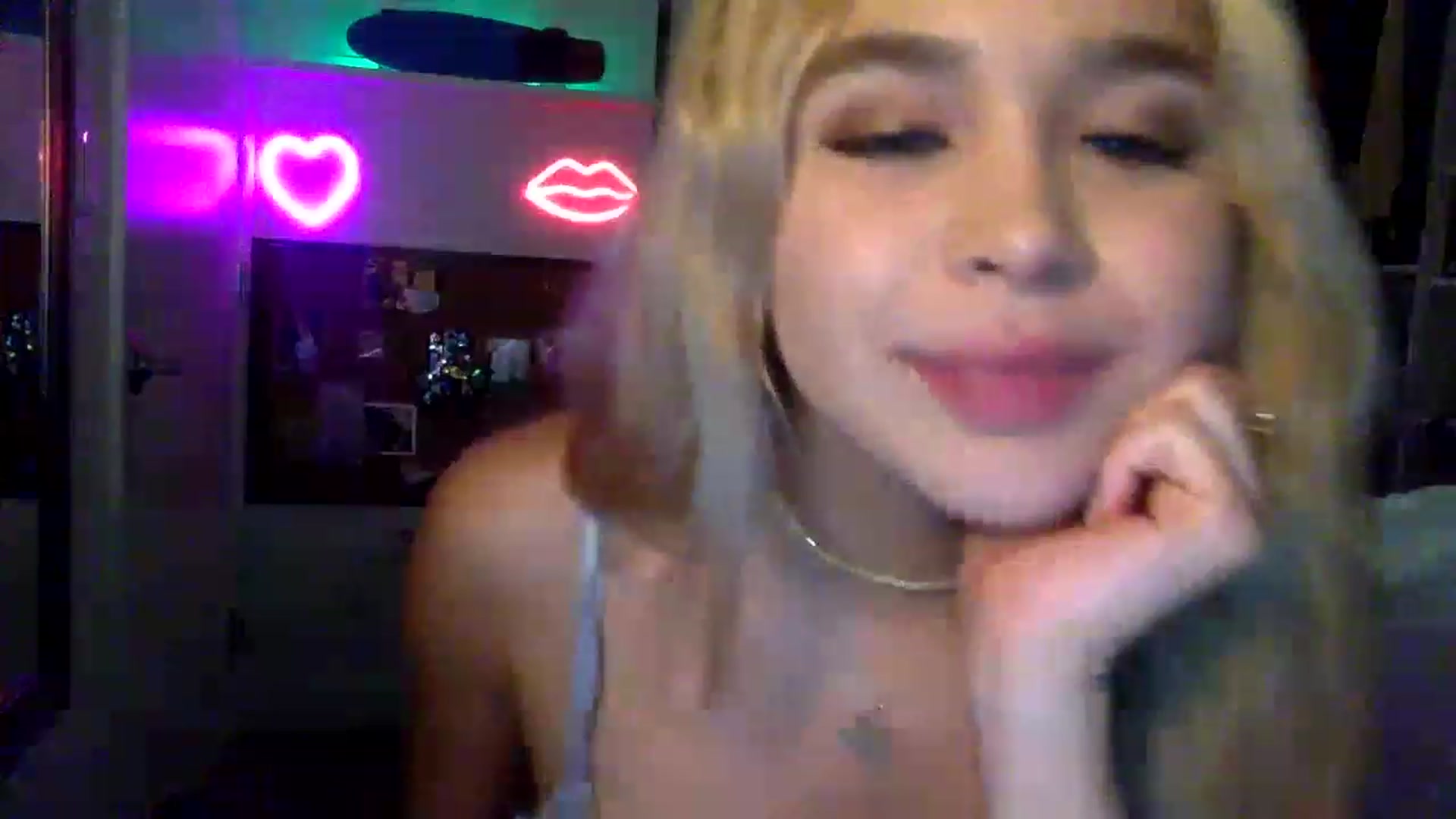 Gallery image thumbnail from sincerelypeny's myfreecams stream on, 04/09/2023, 06:10 image 19 of 20
