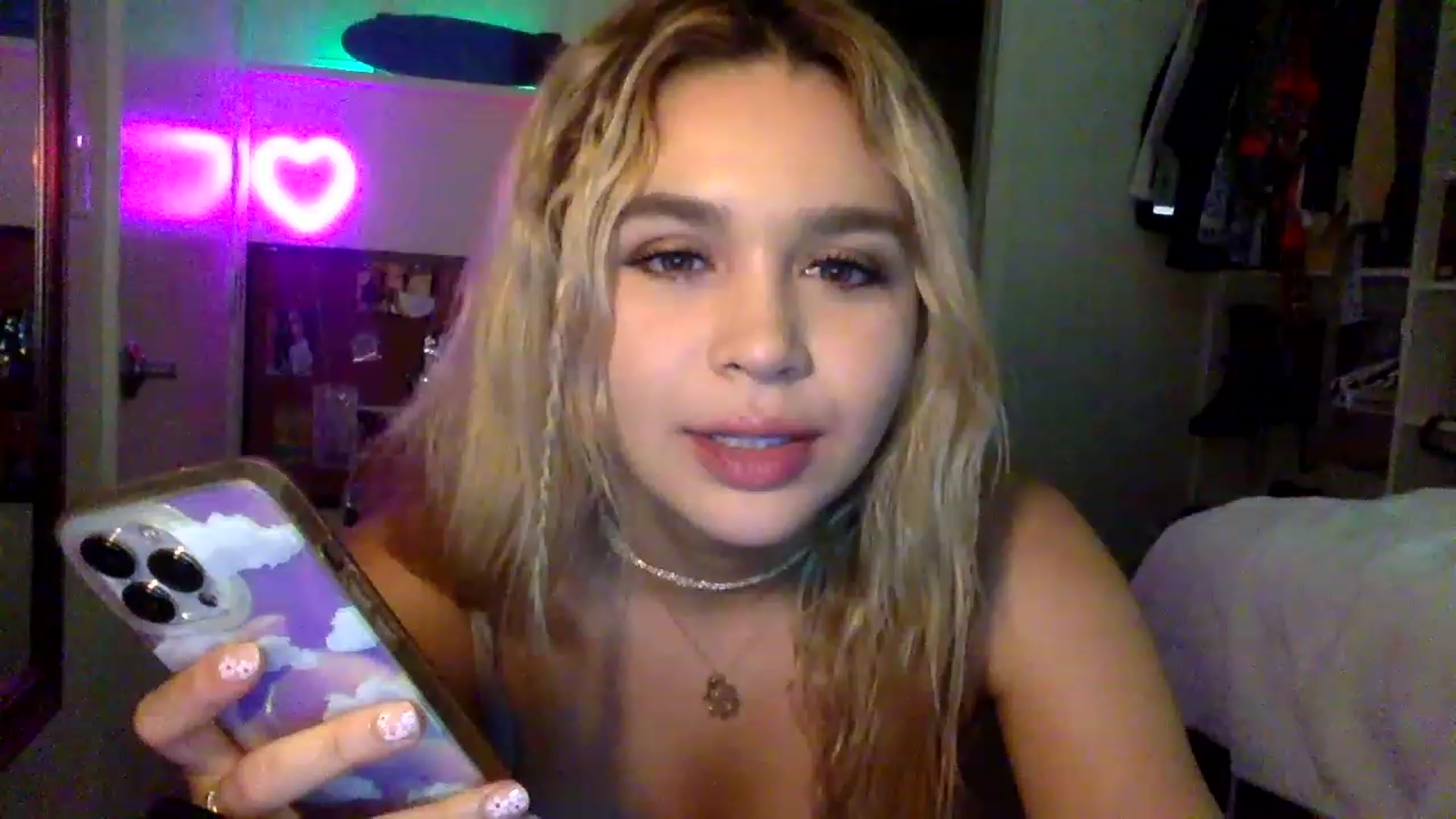 Gallery image thumbnail from sincerelypeny's myfreecams stream on, 04/09/2023, 06:10 image 14 of 20