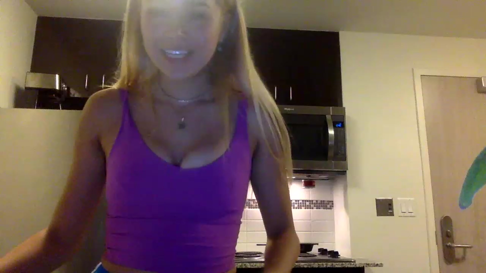 Gallery image thumbnail from sincerelypeny's myfreecams stream on, 05/02/2023, 05:31 image 3 of 20