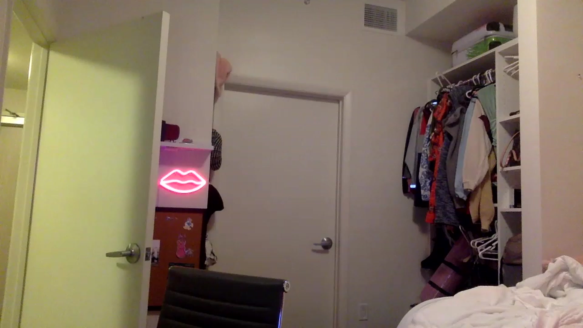 Gallery image thumbnail from sincerelypeny's myfreecams stream on, 05/02/2023, 05:31 image 11 of 20