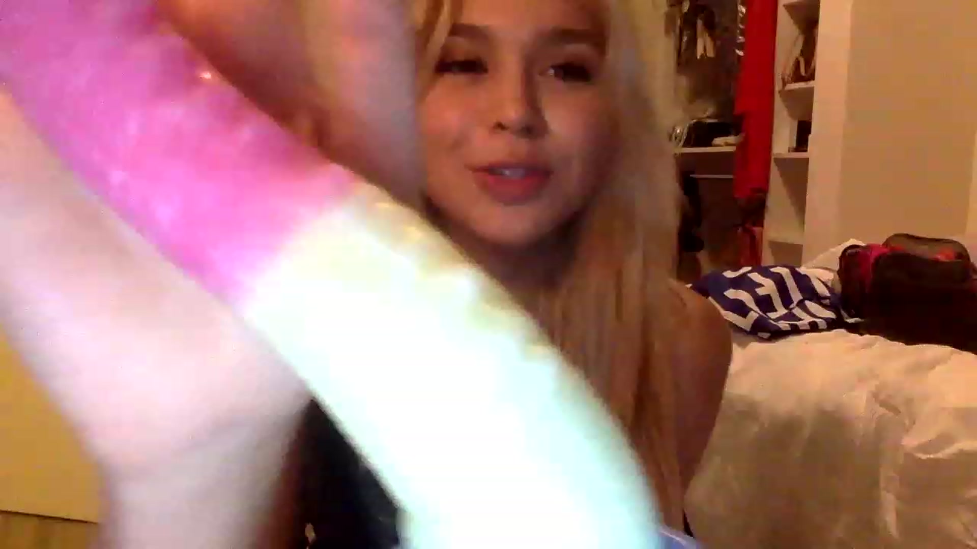 Gallery image thumbnail from sincerelypeny's myfreecams stream on, 05/08/2023, 06:02 image 11 of 20