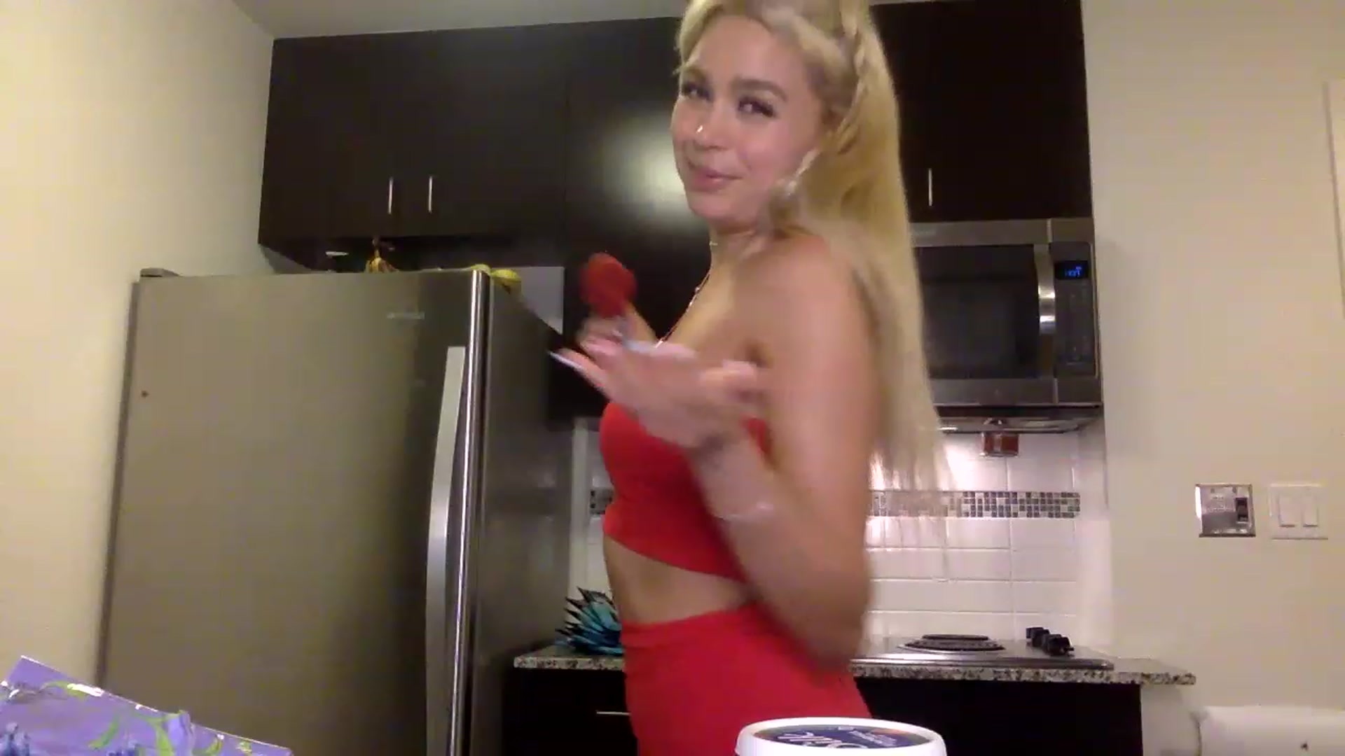 Gallery image thumbnail from sincerelypeny's myfreecams stream on, 06/11/2023, 03:53 image 8 of 20