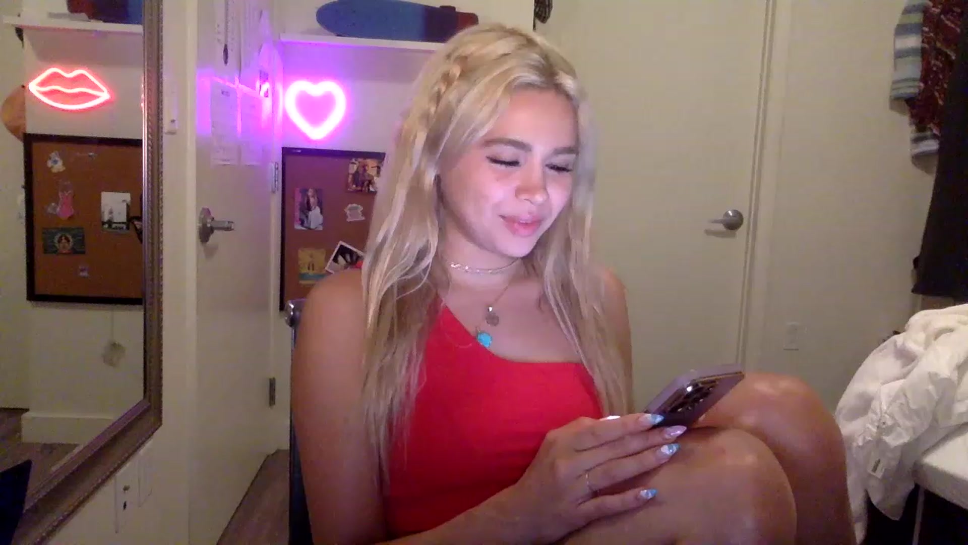 Gallery image thumbnail from sincerelypeny's myfreecams stream on, 06/11/2023, 03:53 image 1 of 20
