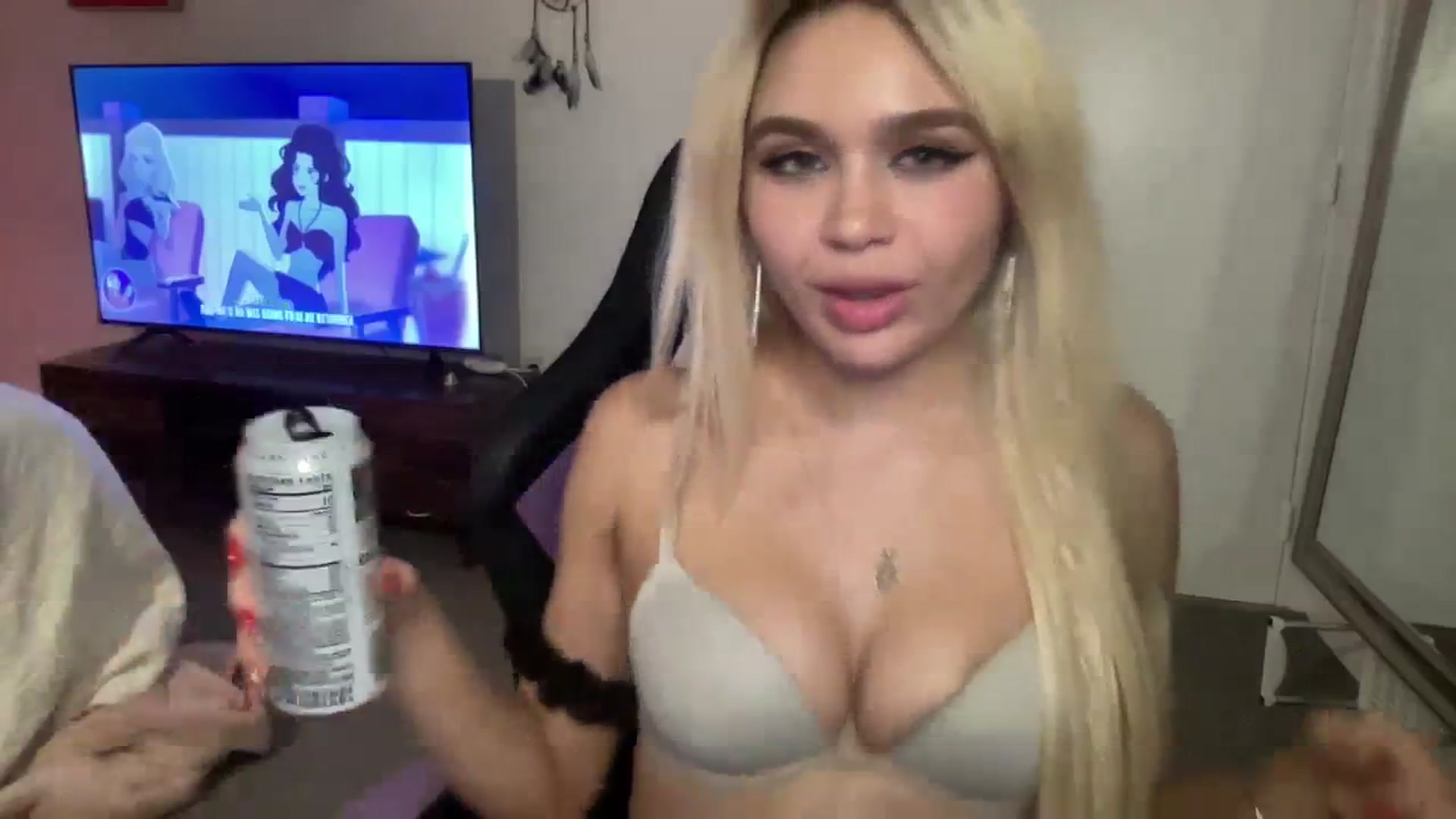 Gallery image thumbnail from sincerelypeny's myfreecams stream on, 09/27/2023, 02:16 image 12 of 20