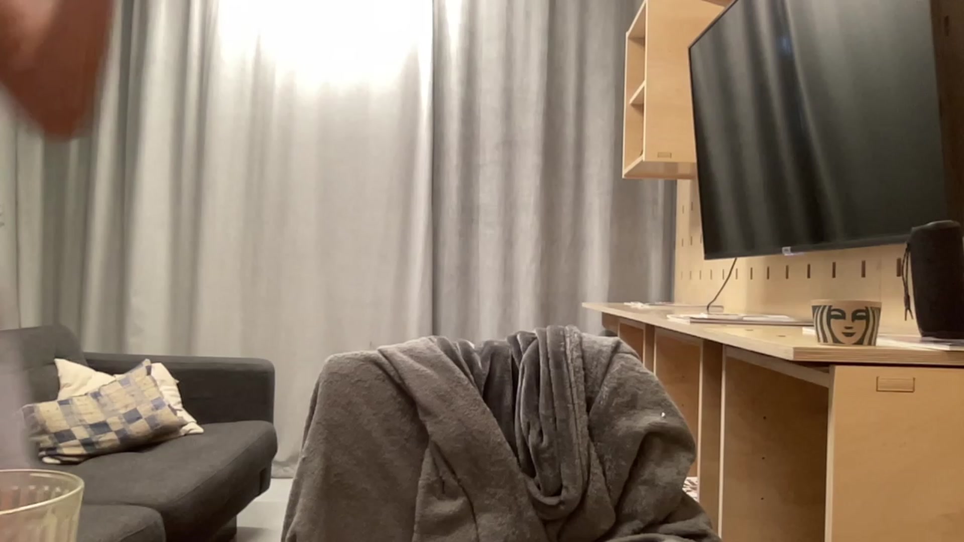 Gallery image thumbnail from sincerelypeny's myfreecams stream on, 01/03/2024, 20:48 image 10 of 20