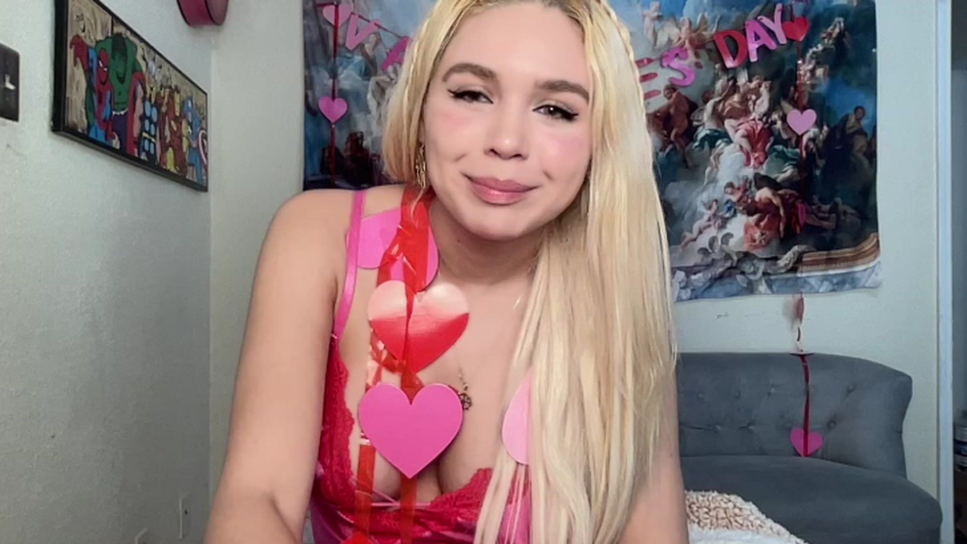 Gallery image thumbnail from sincerelypeny's myfreecams stream on, 02/14/2024, 19:01 image 14 of 20