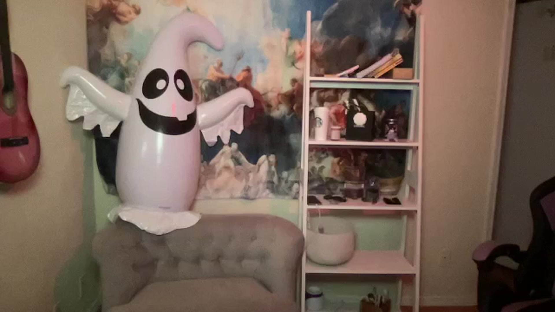 Gallery image thumbnail from sincerelypeny's myfreecams stream on, 09/16/2024, 02:33 image 3 of 20