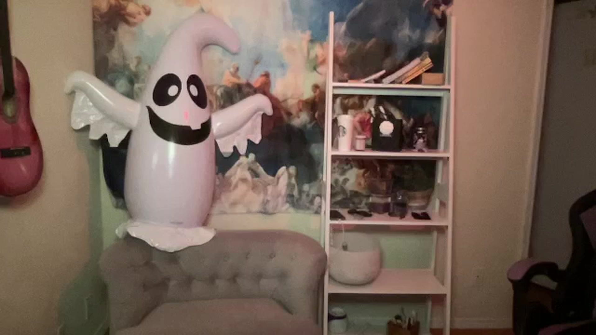 Gallery image thumbnail from sincerelypeny's myfreecams stream on, 09/16/2024, 02:33 image 2 of 20