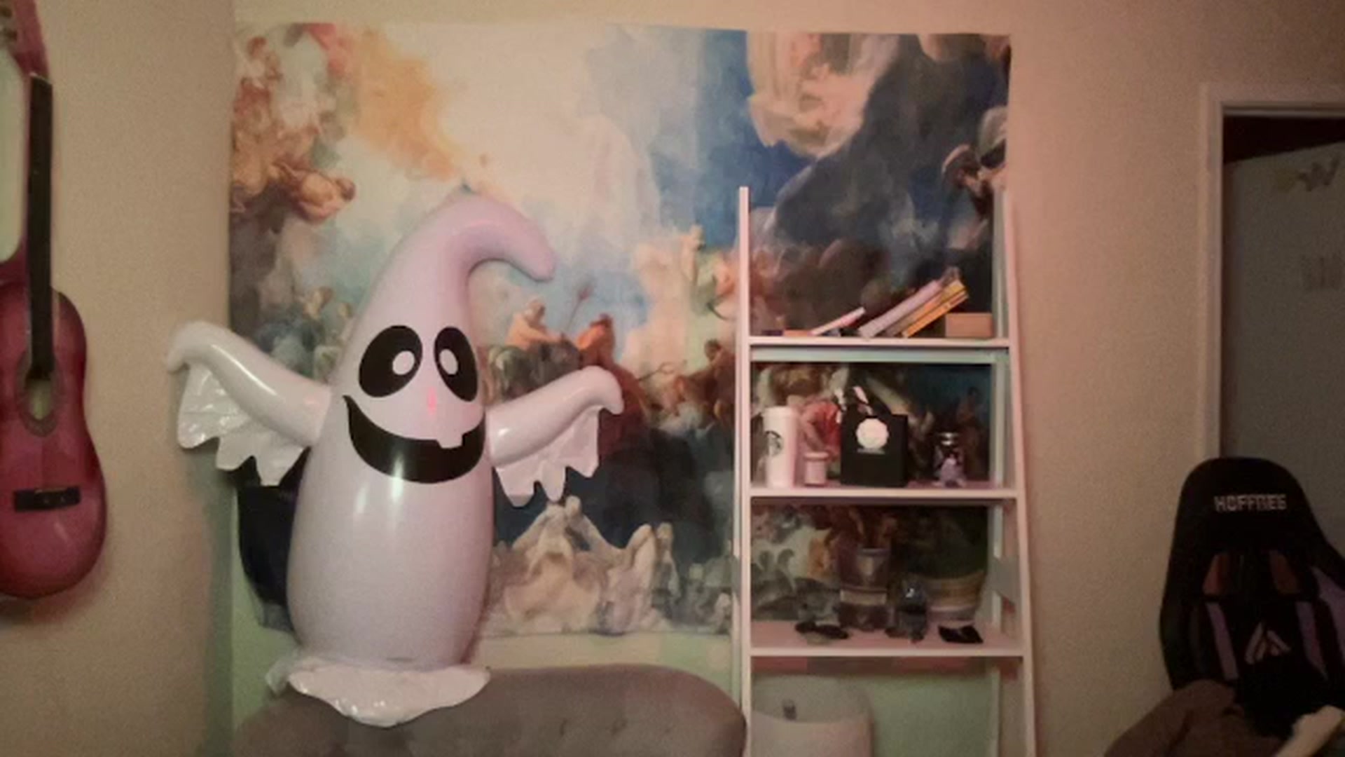 Gallery image thumbnail from sincerelypeny's myfreecams stream on, 09/17/2024, 06:09 image 5 of 20