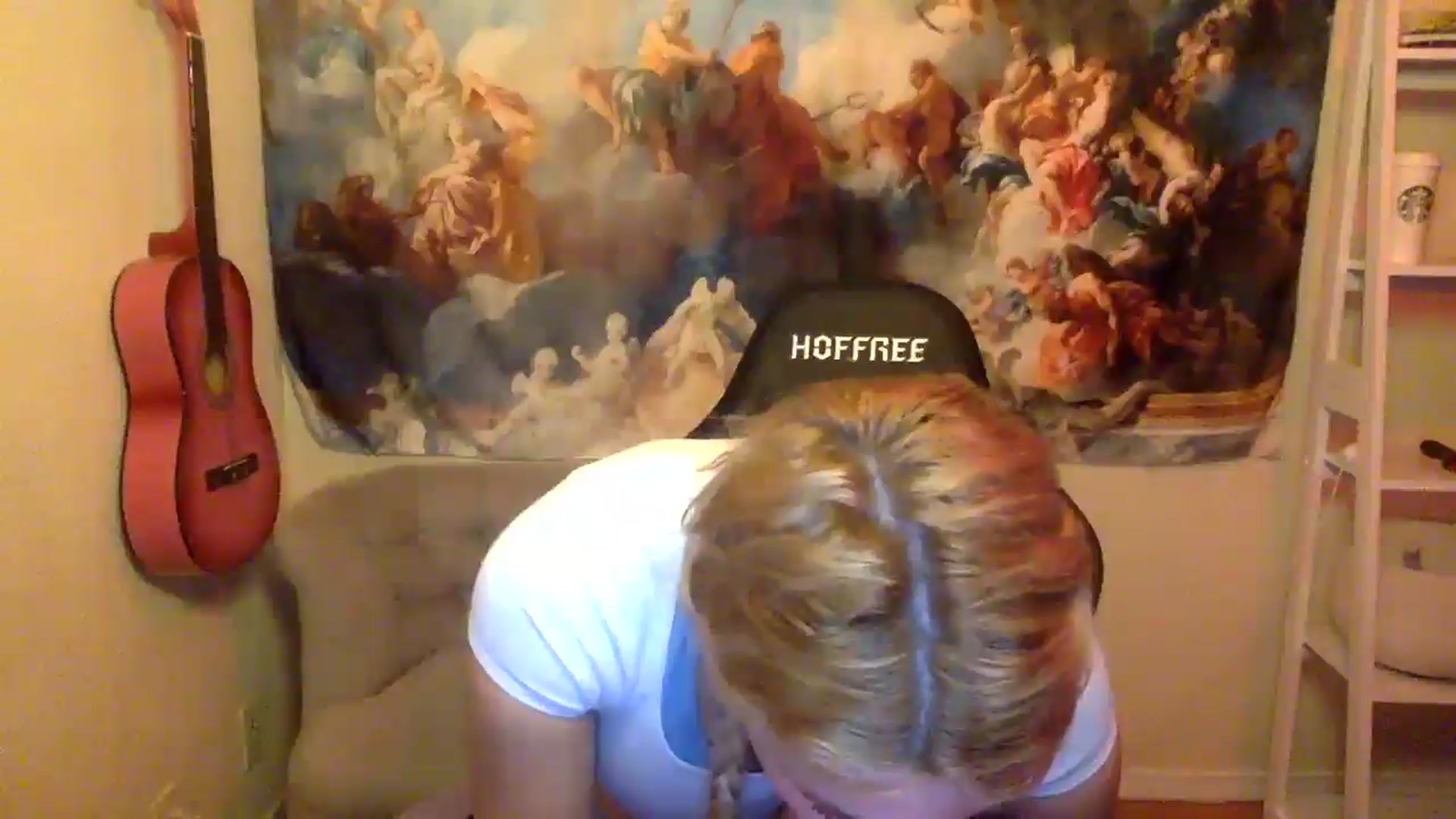 Gallery image thumbnail from sincerelypeny's myfreecams stream on, 10/20/2024, 04:14 image 2 of 20