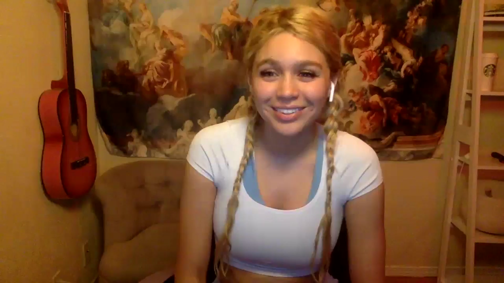 Gallery image thumbnail from sincerelypeny's myfreecams stream on, 10/20/2024, 04:14 image 1 of 20