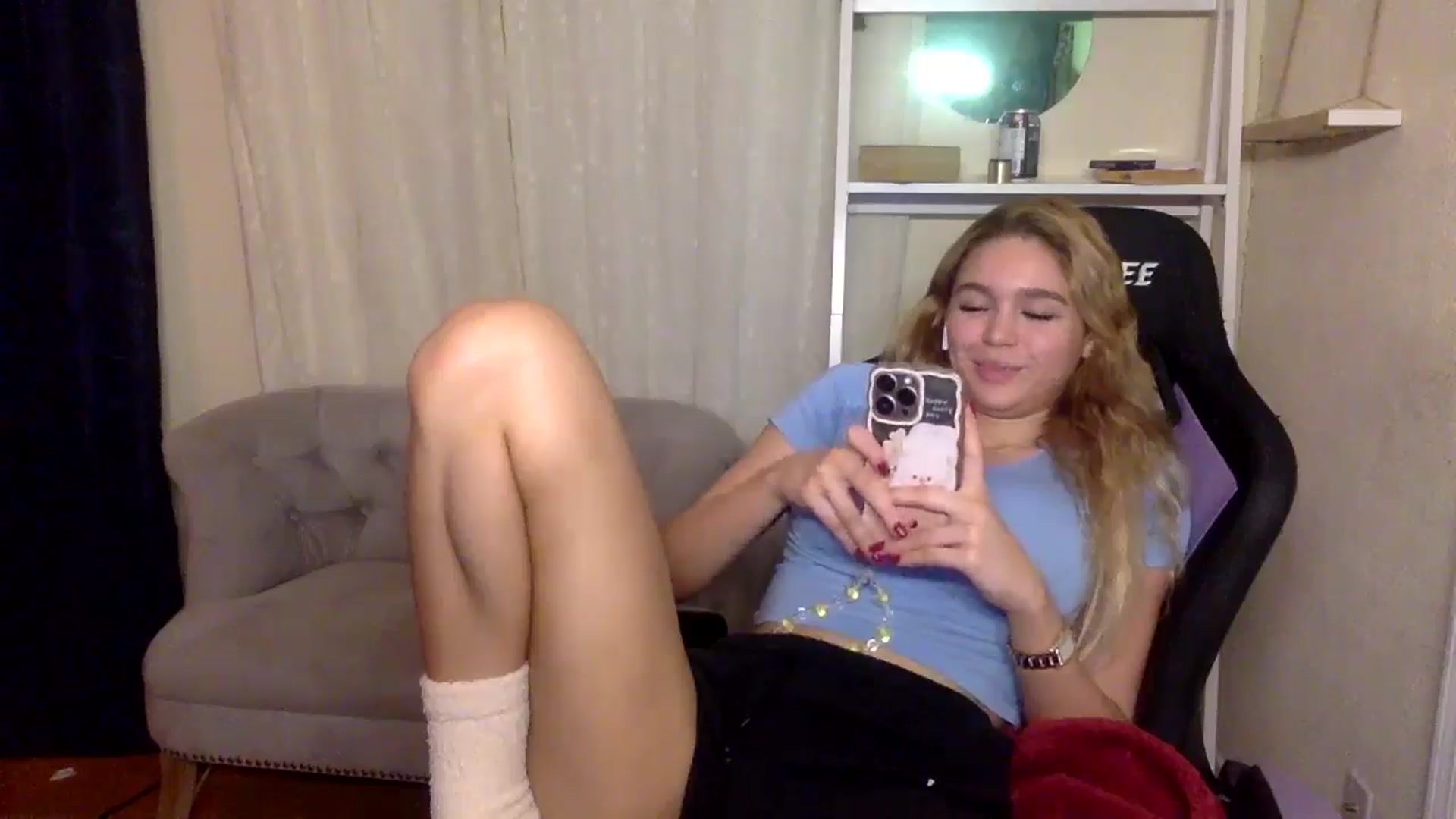 Gallery image thumbnail from sincerelypeny's myfreecams stream on, 01/22/2025, 07:46 image 20 of 20