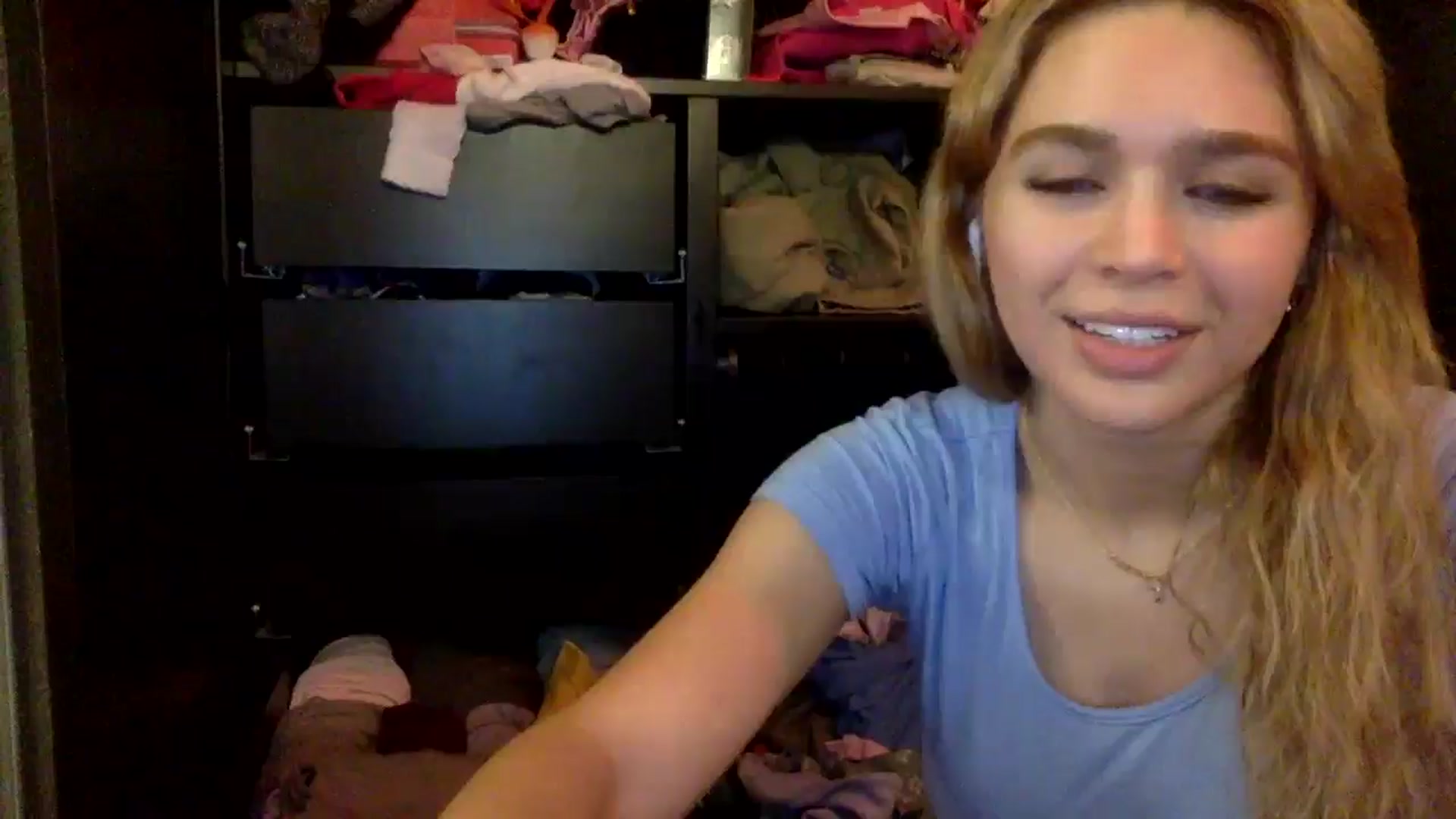 Gallery image thumbnail from sincerelypeny's myfreecams stream on, 01/22/2025, 07:46 image 1 of 20