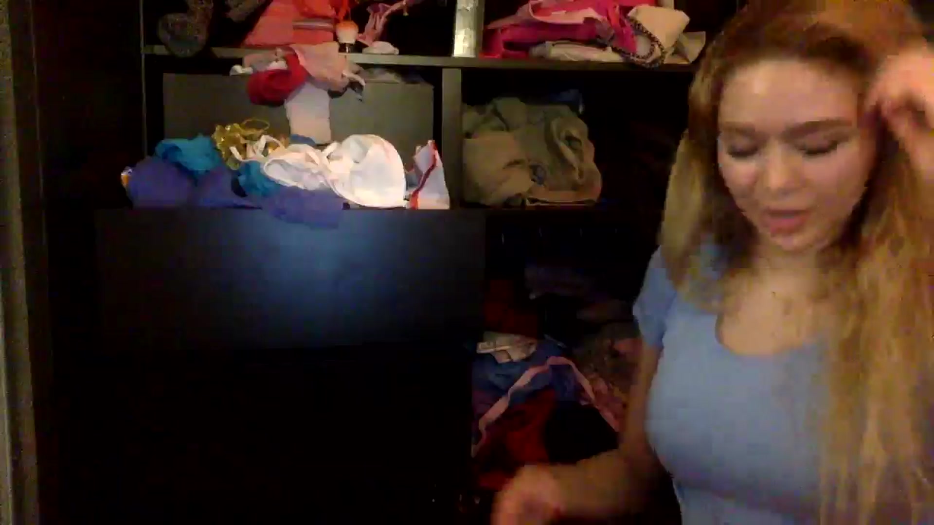Gallery image thumbnail from sincerelypeny's myfreecams stream on, 01/22/2025, 07:46 image 6 of 20