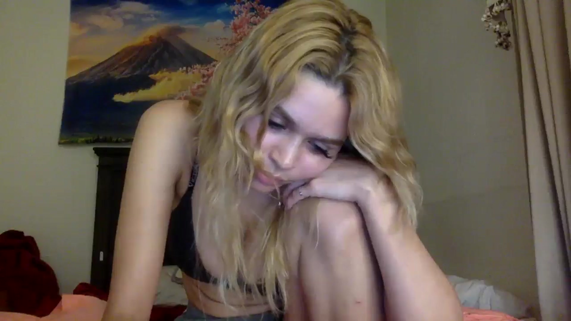 Gallery image thumbnail from sincerelypeny's myfreecams stream on, 06/02/2025, 03:23 image 18 of 20