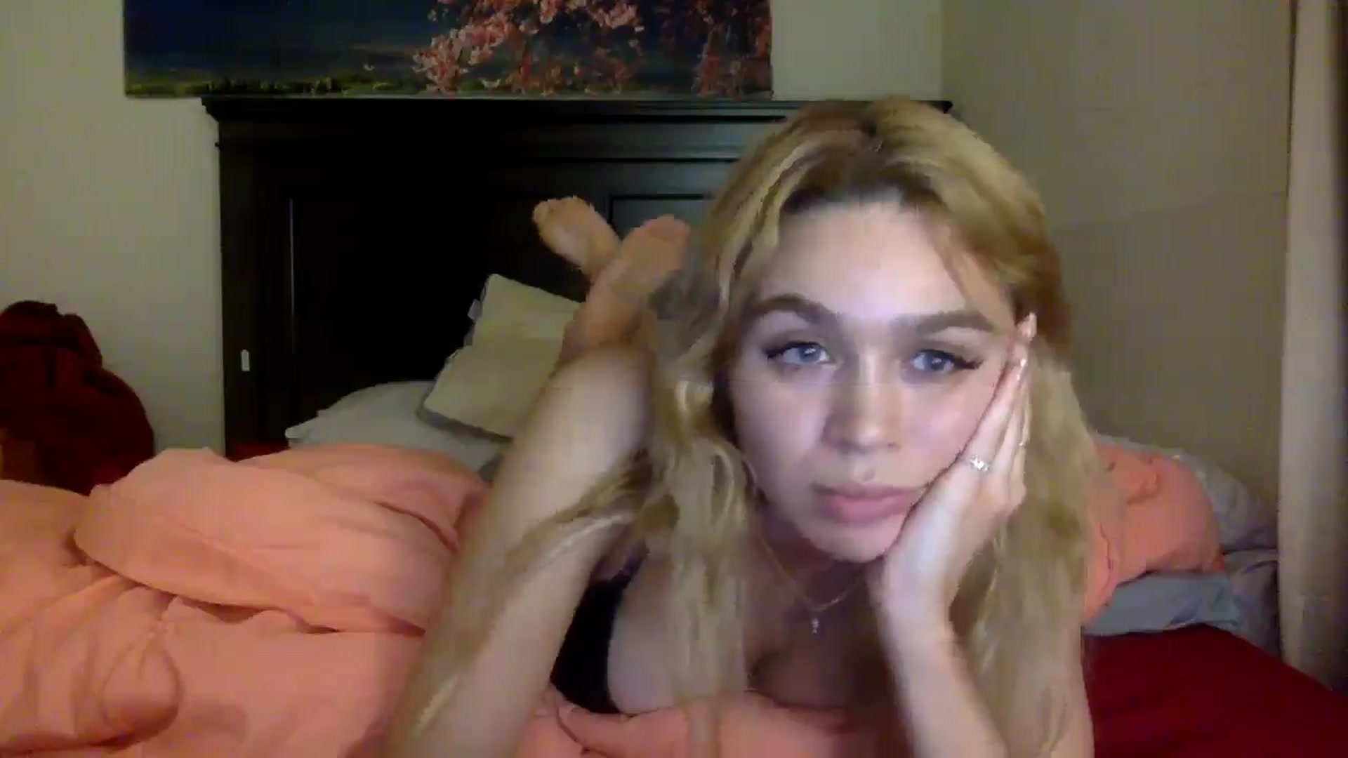 Gallery image thumbnail from sincerelypeny's myfreecams stream on, 06/02/2025, 03:45 image 13 of 20