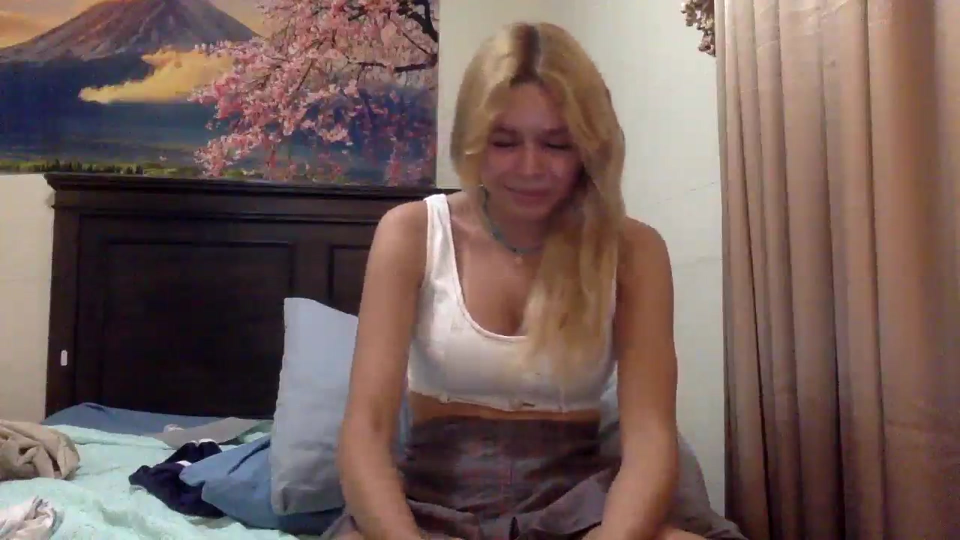 Gallery image thumbnail from sincerelypeny's myfreecams stream on, 07/07/2025, 03:56 image 8 of 20