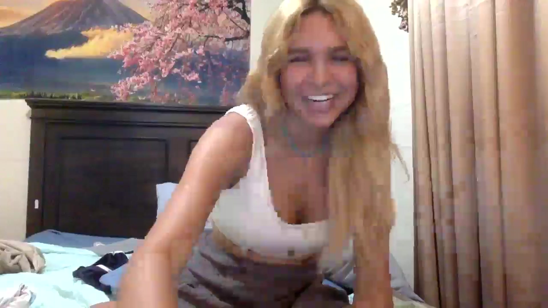 Gallery image thumbnail from sincerelypeny's myfreecams stream on, 07/07/2025, 03:56 image 11 of 20