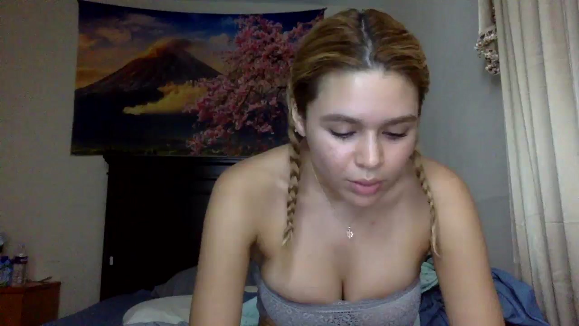 Gallery image thumbnail from sincerelypeny's myfreecams stream on, 08/08/2025, 02:39 image 15 of 20