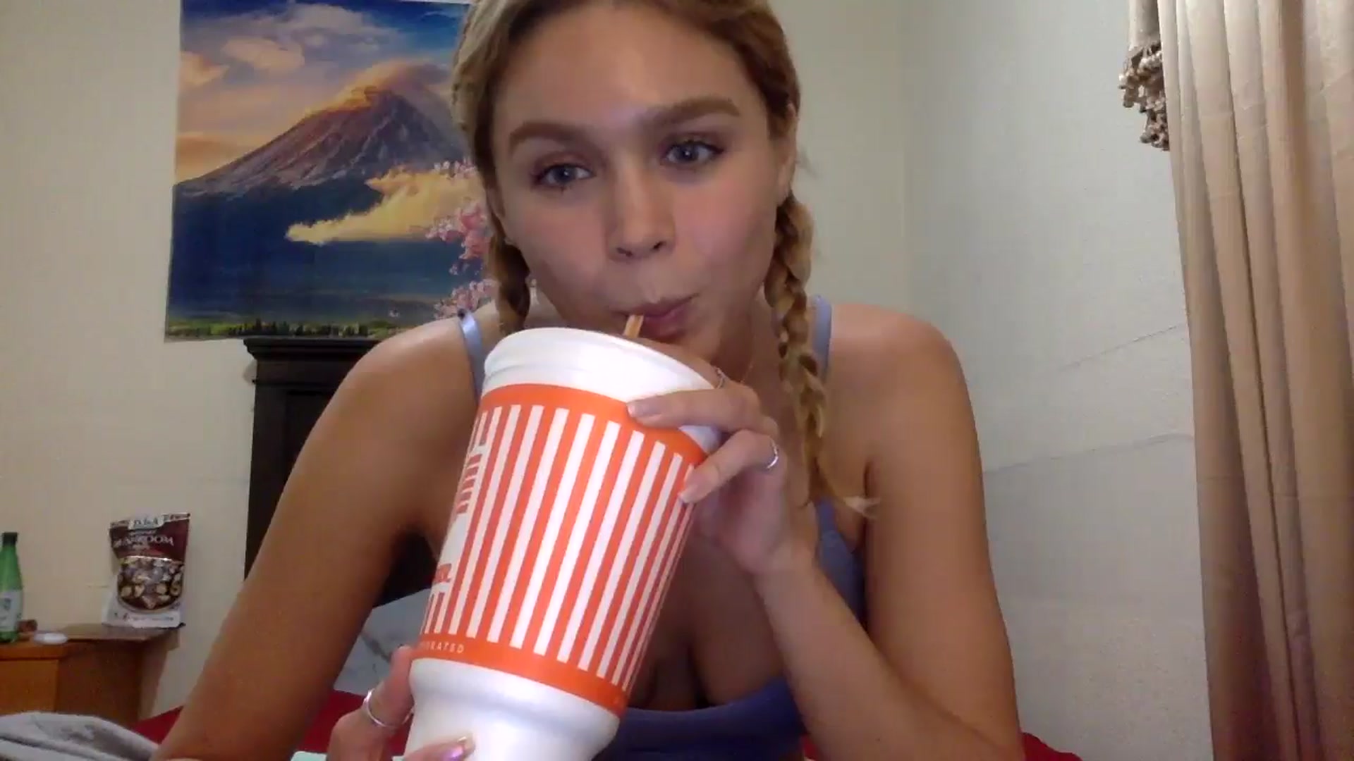 Gallery image thumbnail from sincerelypeny's myfreecams stream on, 08/11/2025, 03:57 image 2 of 20
