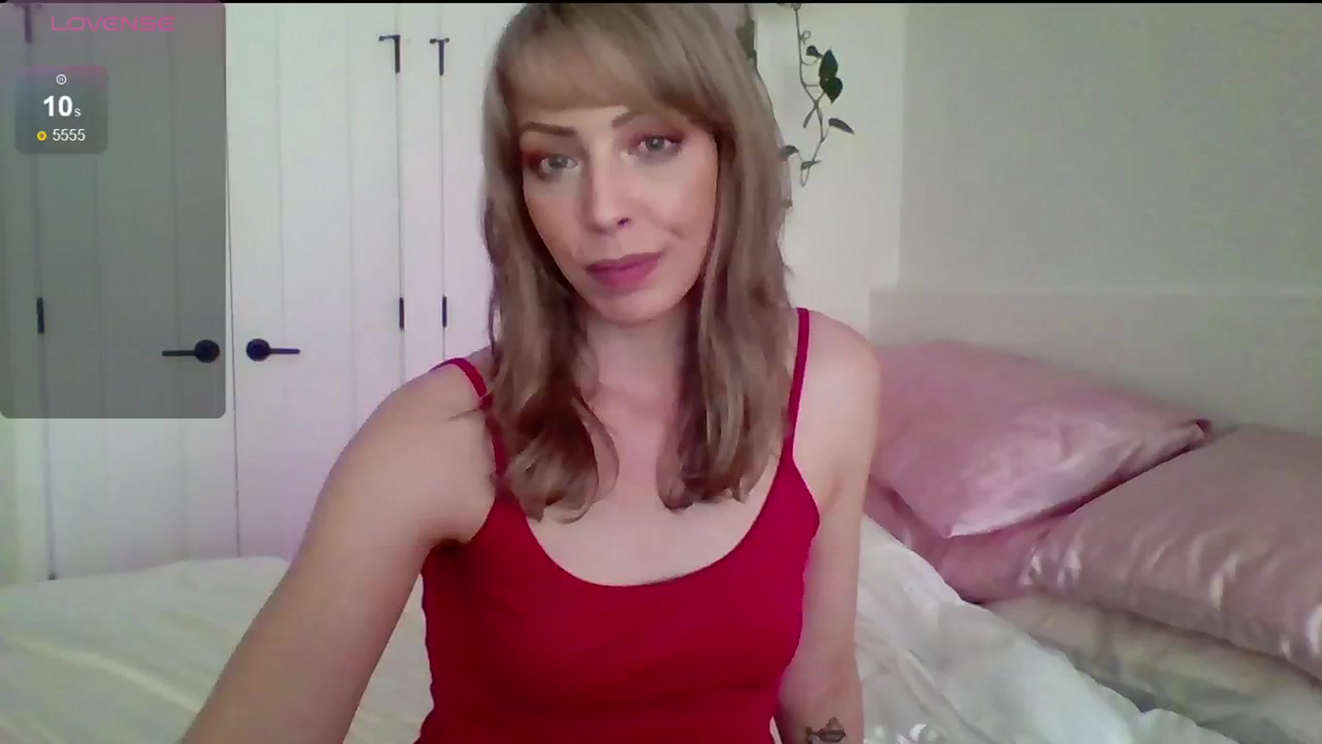 Gallery image thumbnail from sinnen's myfreecams stream on, 05/25/2024, 24:50 image 10 of 20