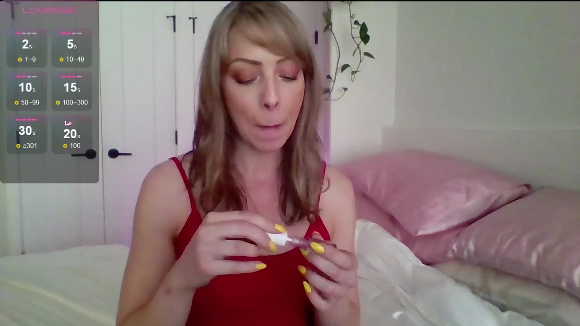 Gallery image thumbnail from sinnen's myfreecams stream on, 05/25/2024, 24:50 image 13 of 20