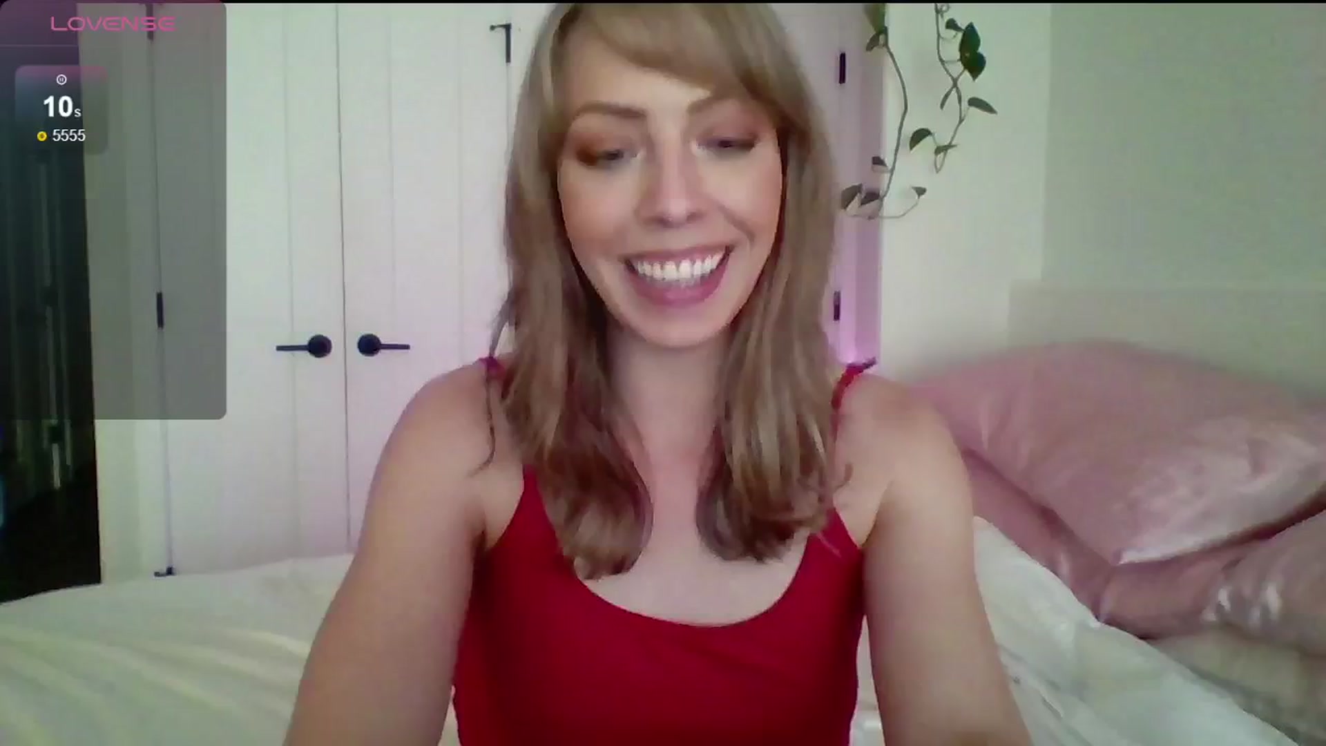 Gallery image thumbnail from sinnen's myfreecams stream on, 05/25/2024, 24:50 image 2 of 20