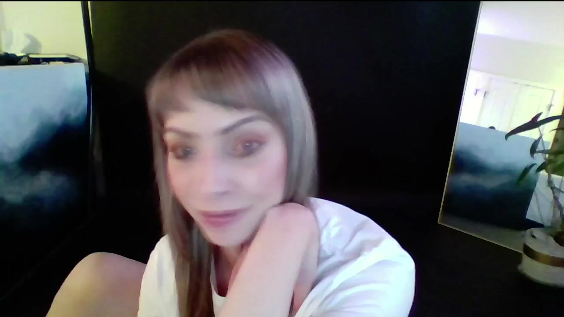 Gallery image thumbnail from sinnen's myfreecams stream on, 09/28/2024, 02:11 image 8 of 20