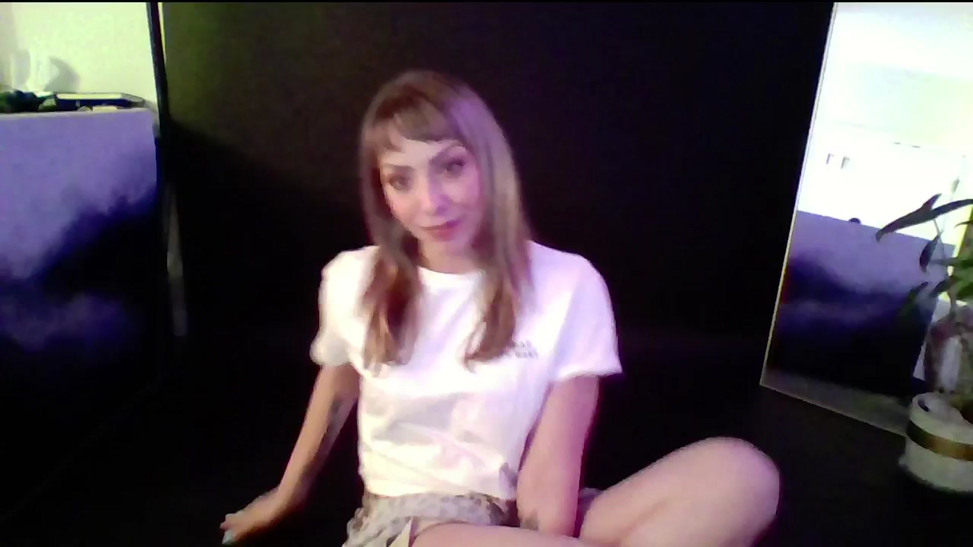 Gallery image thumbnail from sinnen's myfreecams stream on, 09/28/2024, 02:11 image 19 of 20