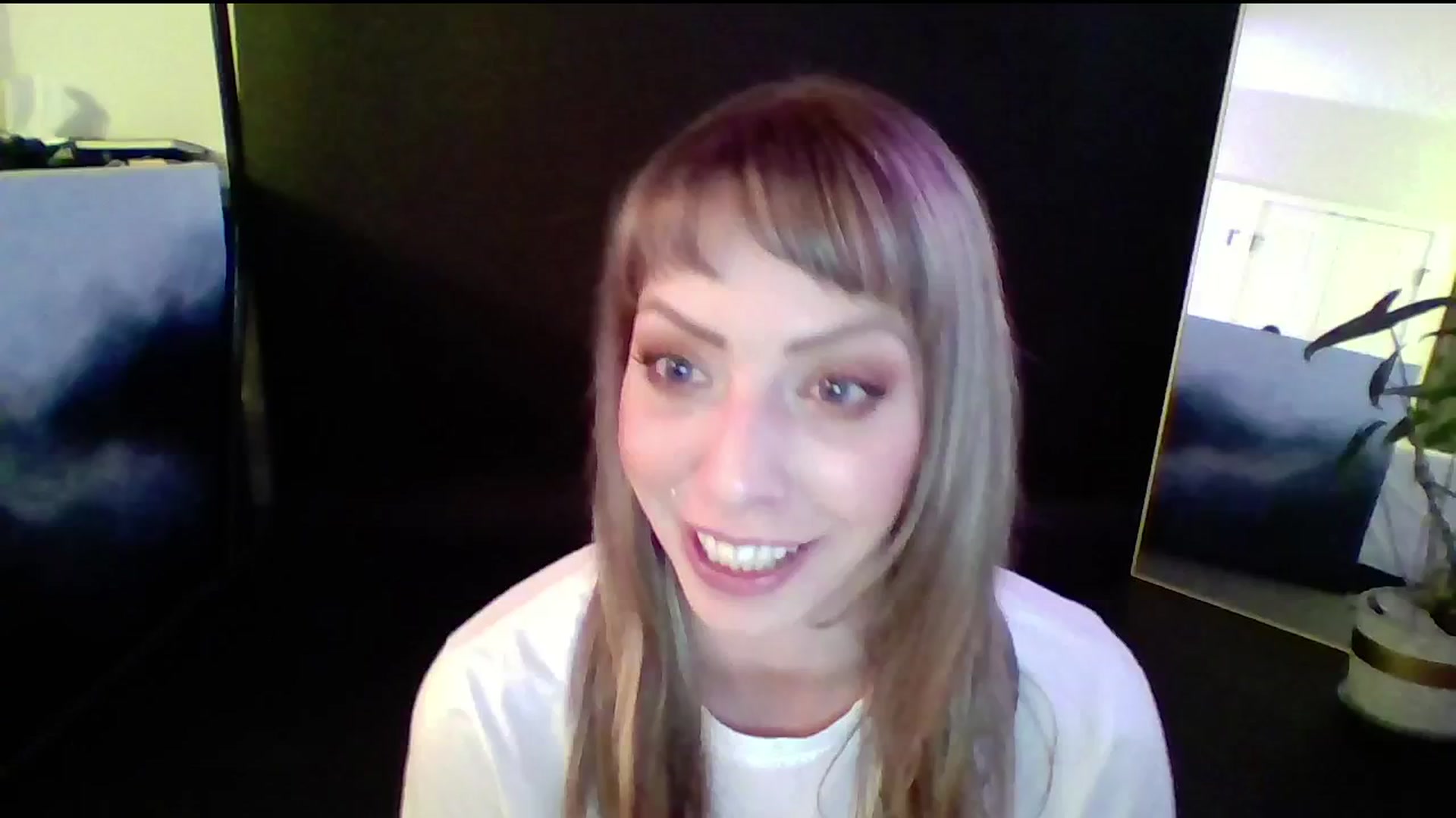 Gallery image thumbnail from sinnen's myfreecams stream on, 09/28/2024, 02:11 image 13 of 20